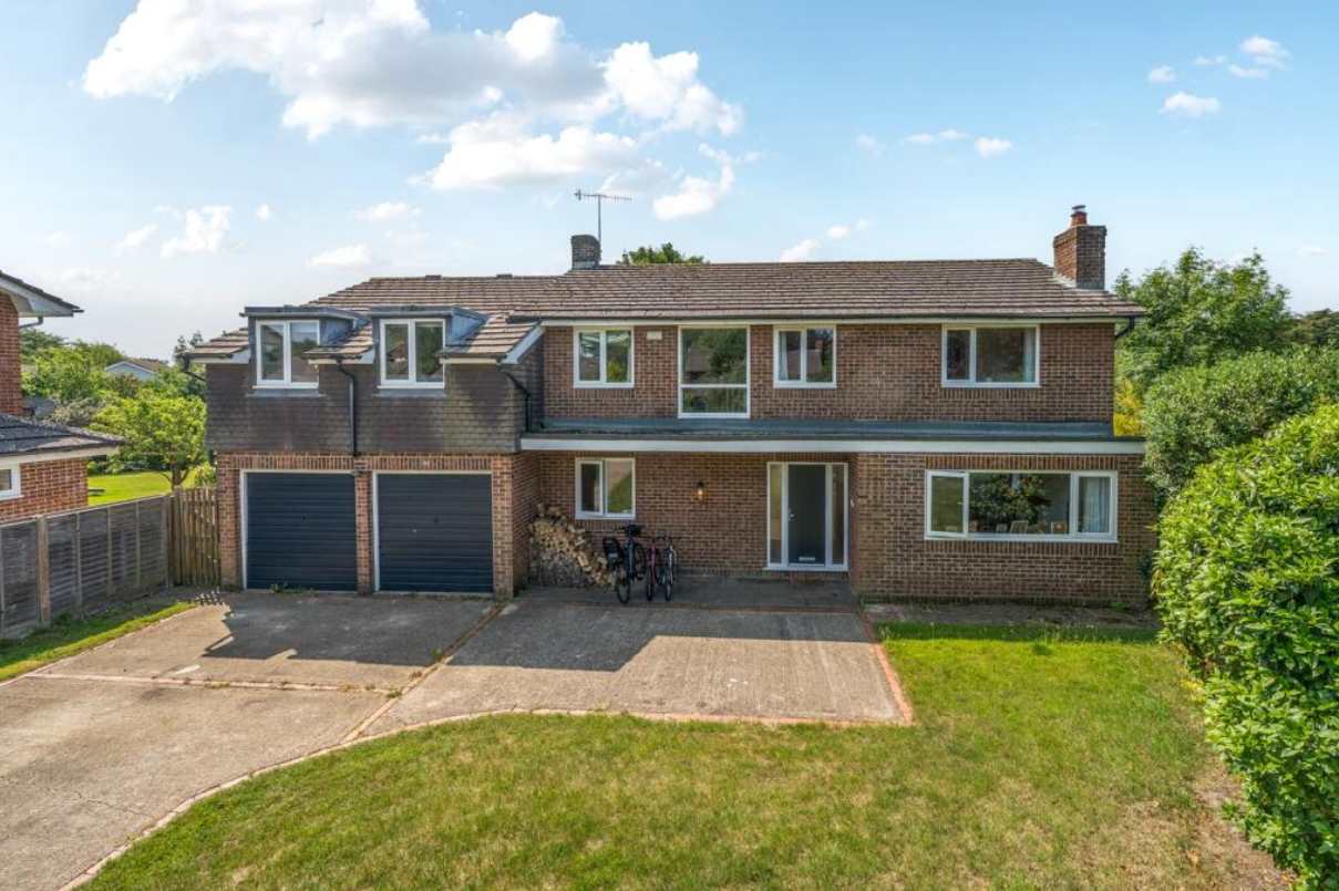 Spacious Runcton Home near Goodwood & Coast