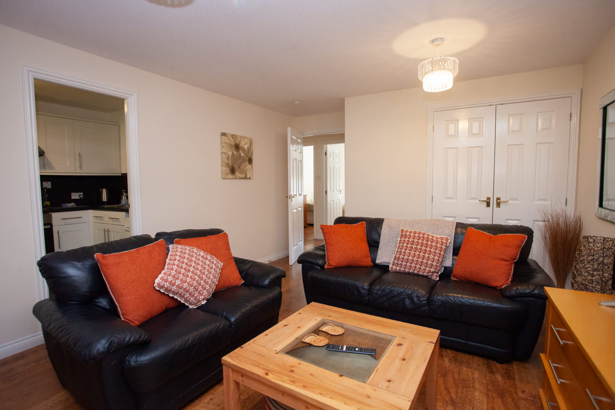 Homely Flat close to Centre with Free Parking! in Silvergrove Street 7 G40 1DF - Property image 2 - VivreStays