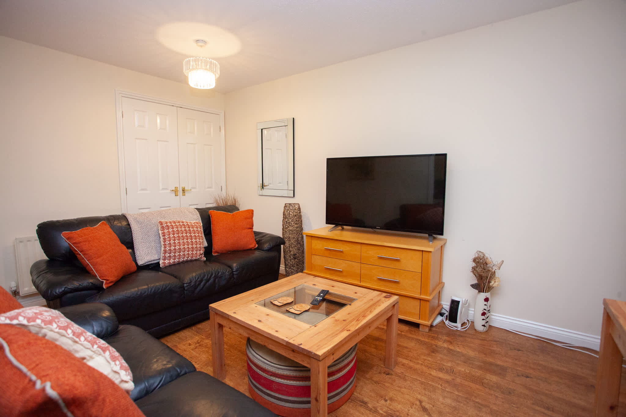 Homely Flat close to Centre with Free Parking! in Silvergrove Street 7 G40 1DF - Property image 4 - VivreStays