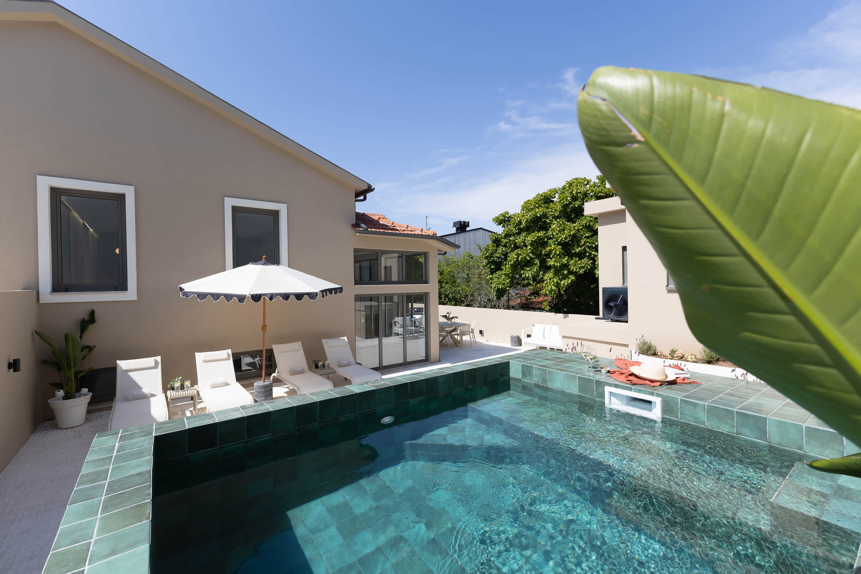 Canopy House by Portgual Active I Heated Pool