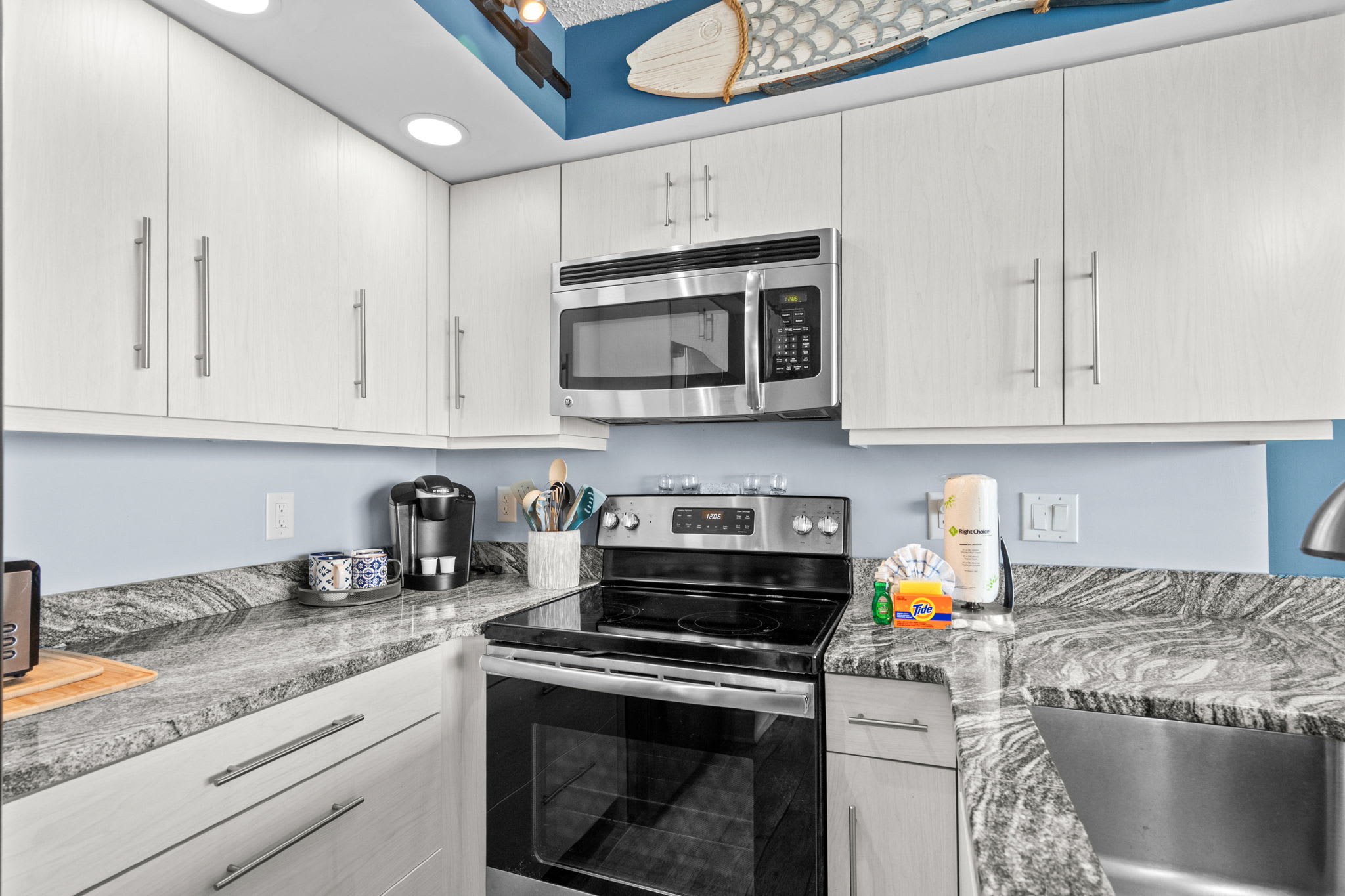 Ocean Forest Plaza Unit 910 Oceanfront | Photo 12