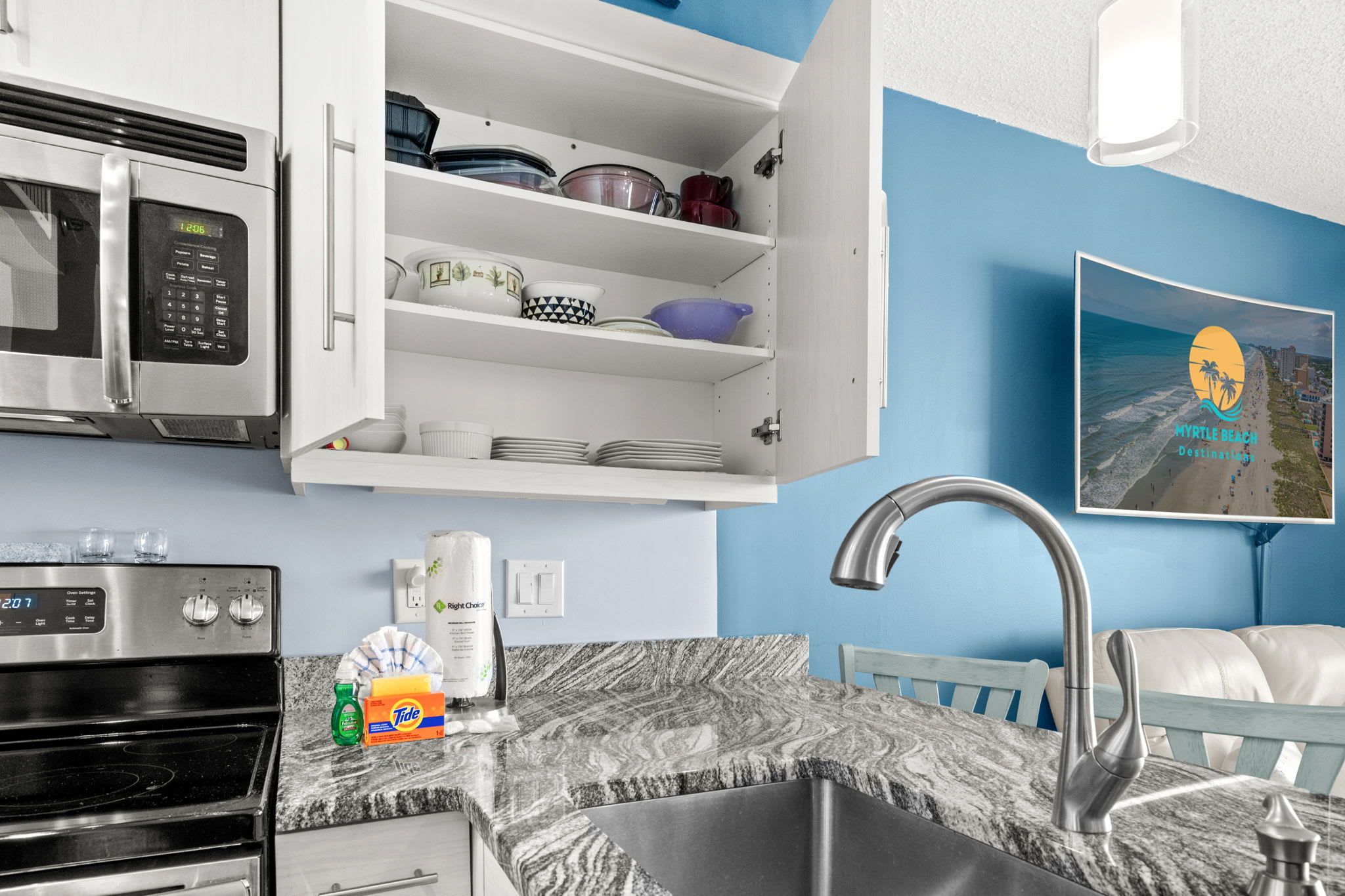 Ocean Forest Plaza Unit 910 Oceanfront | Photo 14