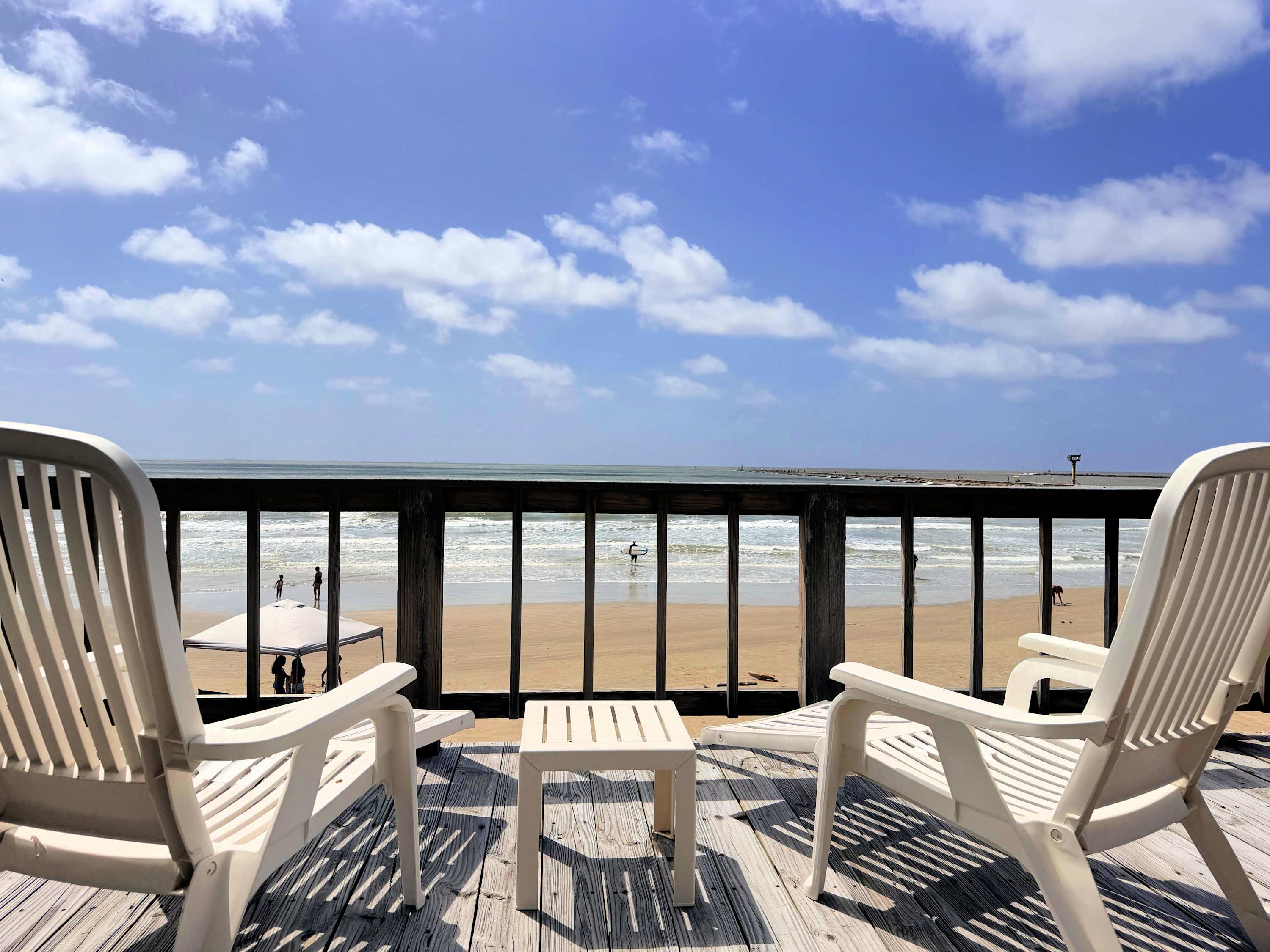 Seaside Haven Direct Beachfront by the Jetty