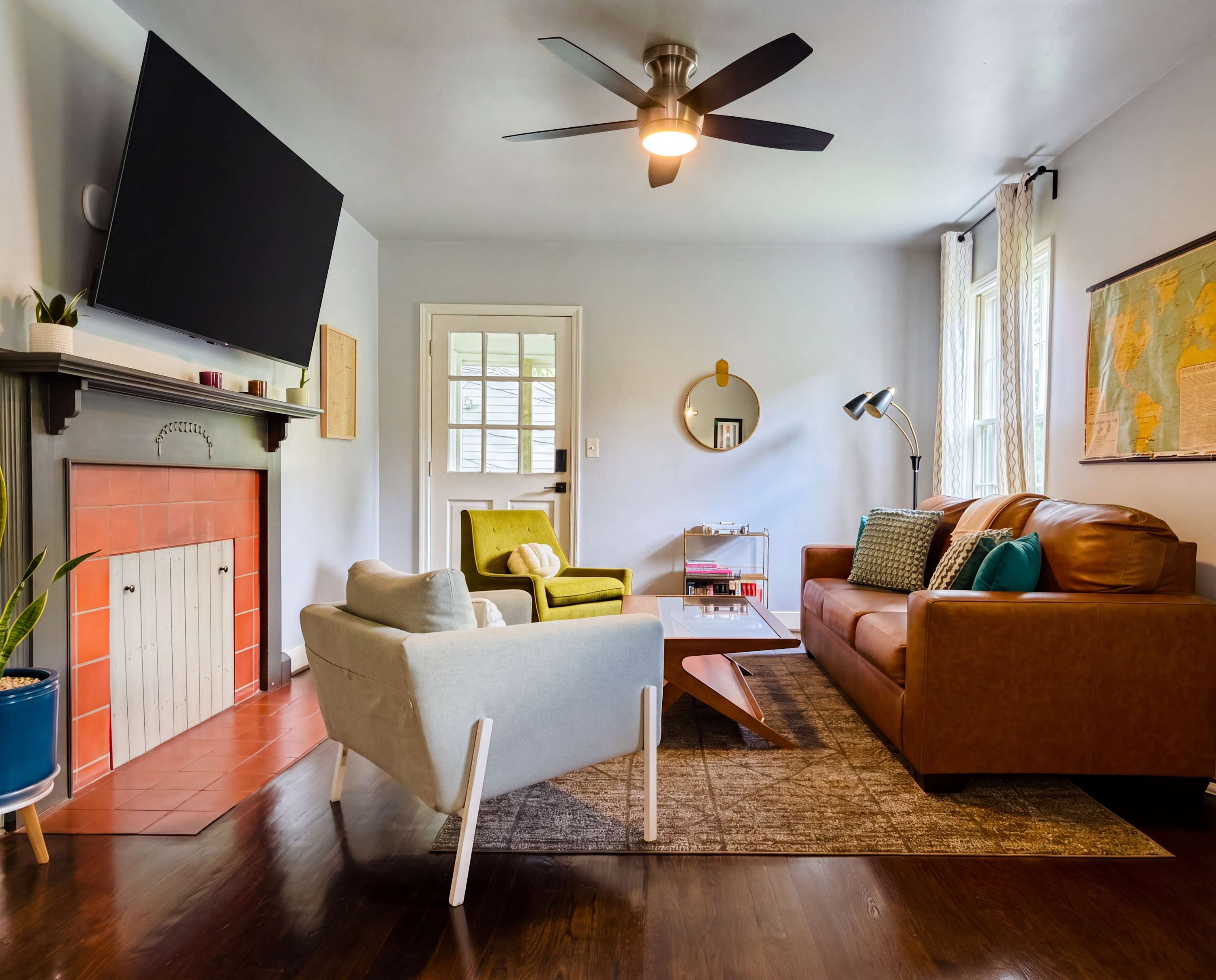 AvonWood: Private Yard, Stocked Kitchen, Great Porches