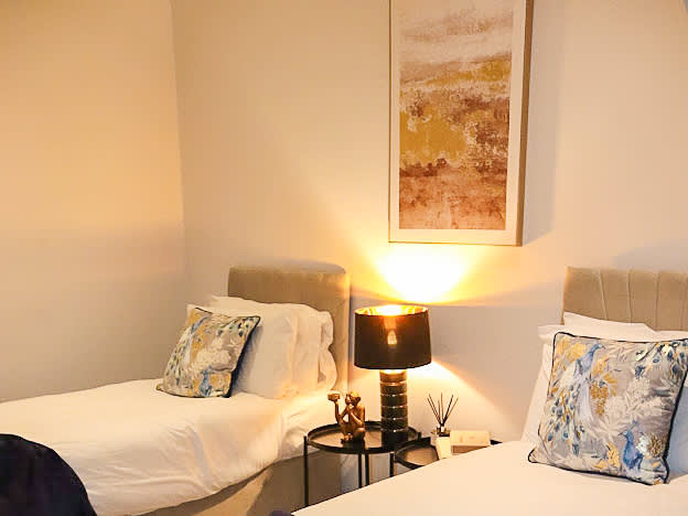 Effortless Stays at Luxury Birmingham 2BR Sleeps 6 in 27 Alcester Street B12 0NX - Property image 19 - VivreStays