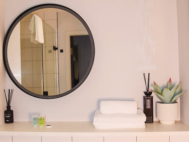 Effortless Stays at Luxury Birmingham 2BR Sleeps 6 in 27 Alcester Street B12 0NX - Property image 26 - VivreStays