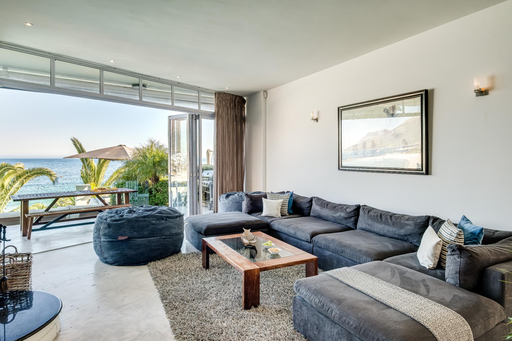 Camps Bay 6bed w Ocean Views and Pool Villa Sevara 8