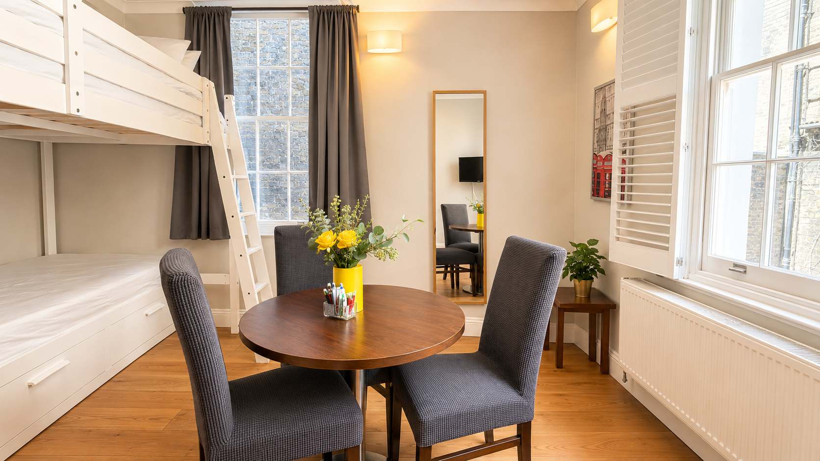 G4s - Idea base: zone 1 ease with Victoria charm — London, England — vacation rental