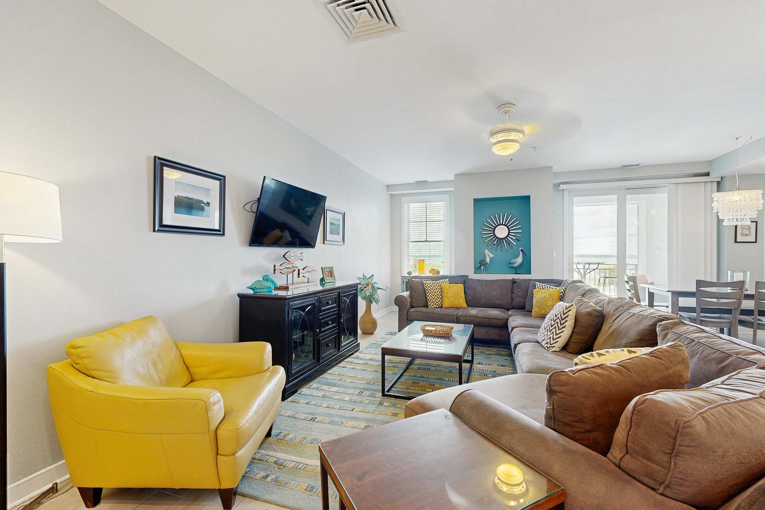 Bayside Condo Steps to Beach with Resort Pools