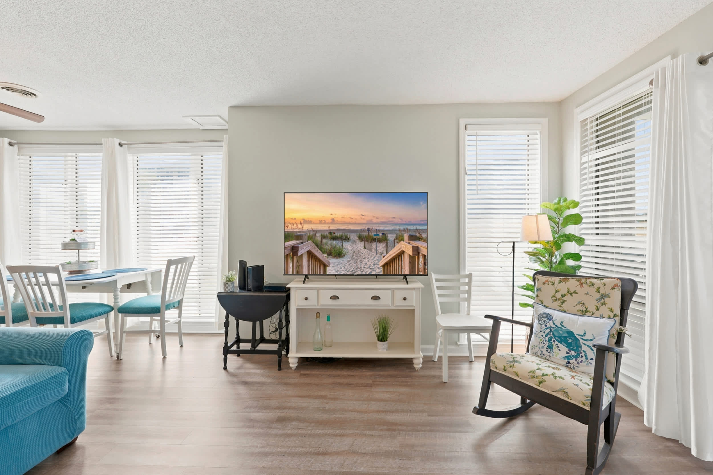 Saltwater Serenity Ground Floor Home Near Waterway