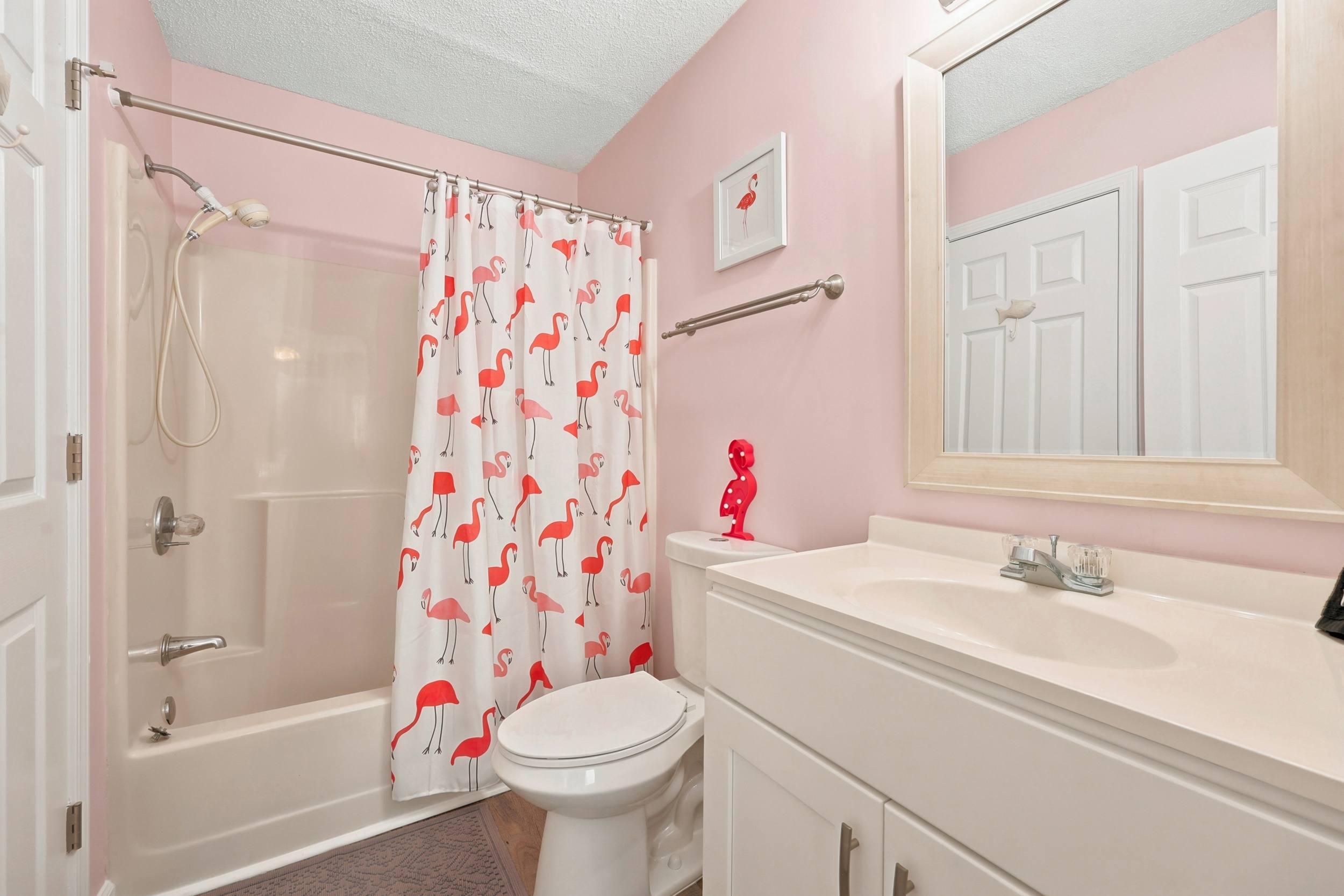 Saltwater Serenity Ground Floor Home Near Waterway