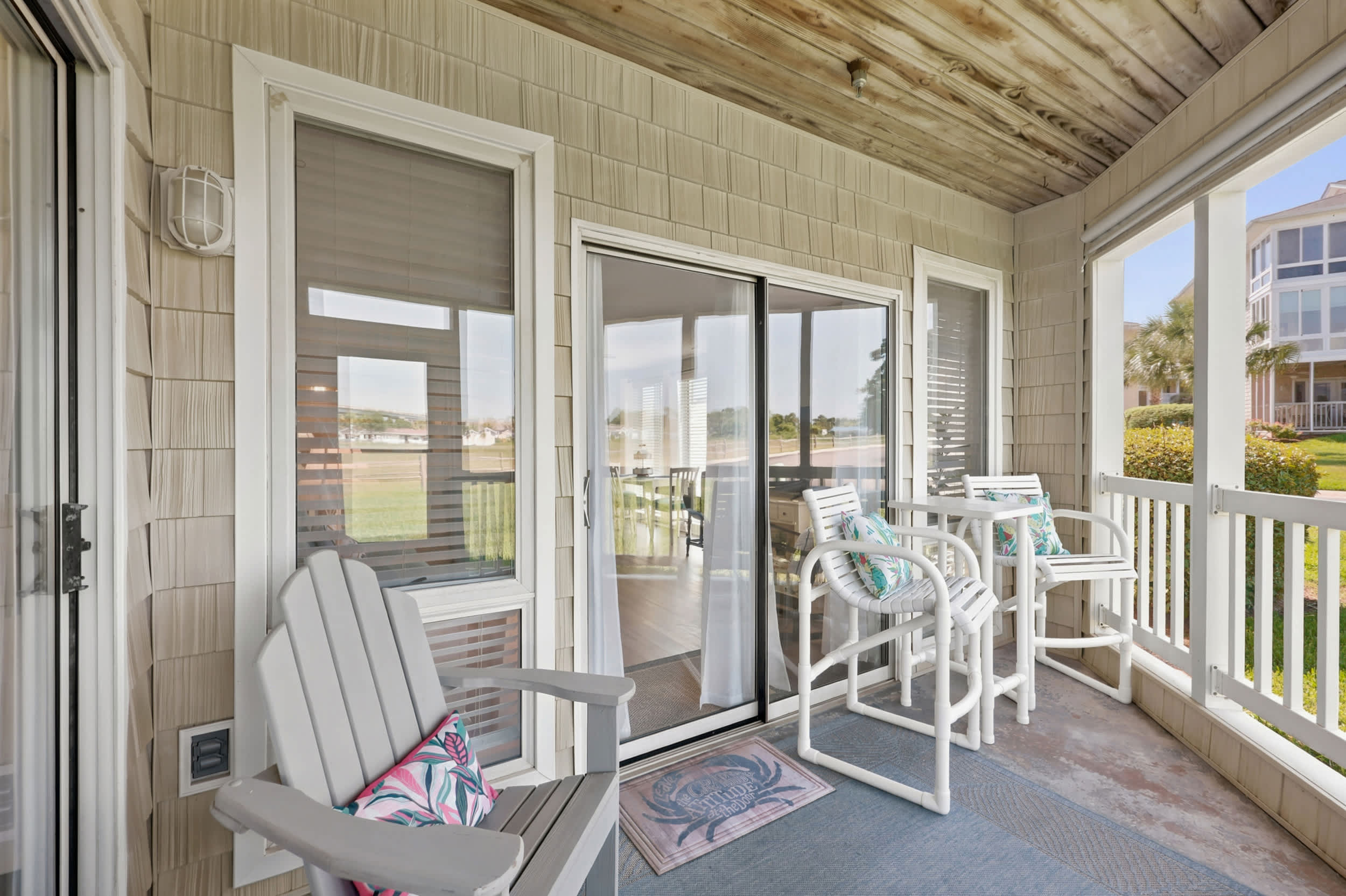 Saltwater Serenity Ground Floor Home Near Waterway