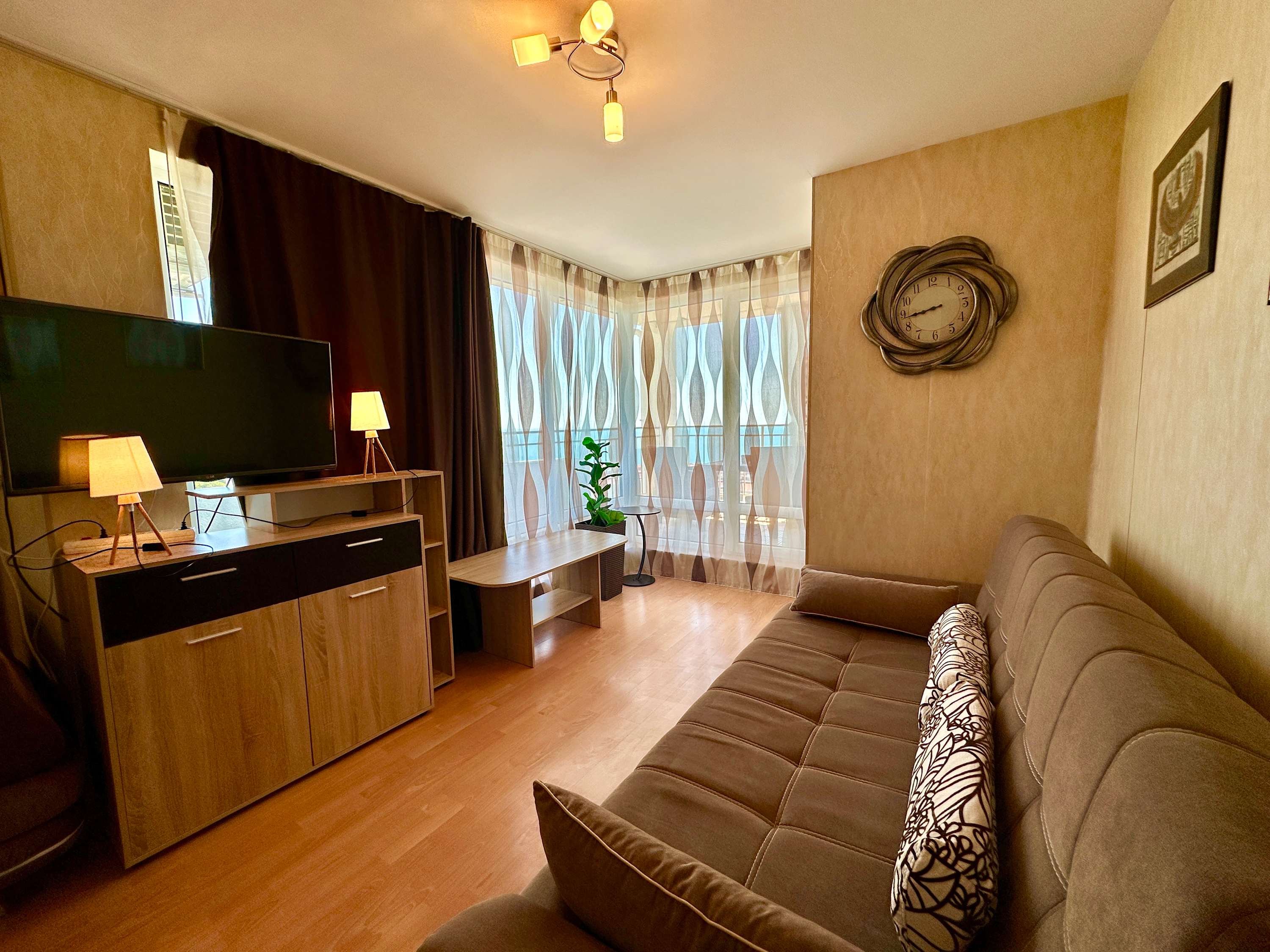 Property thumbnail 2
