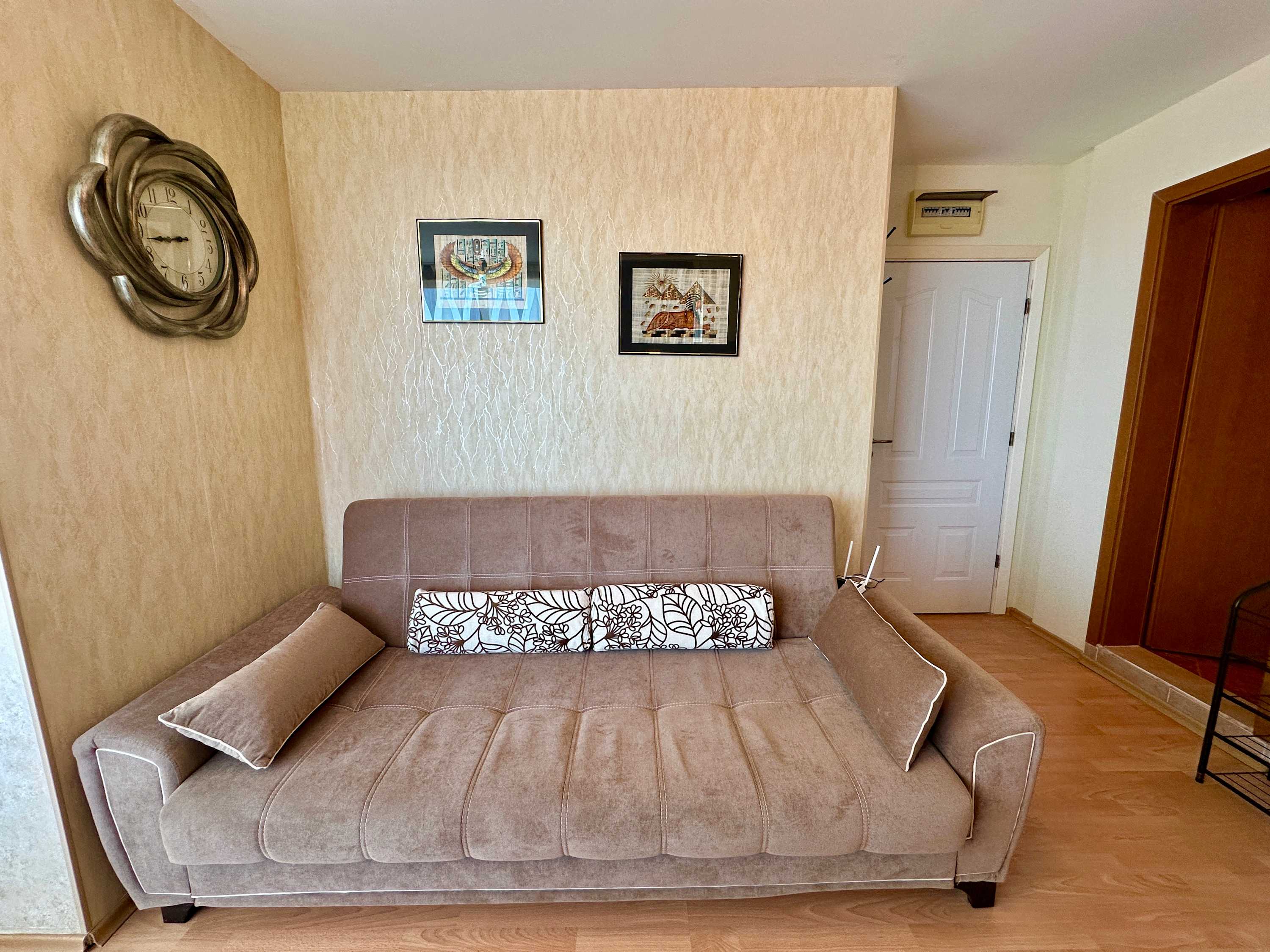 Property thumbnail 6