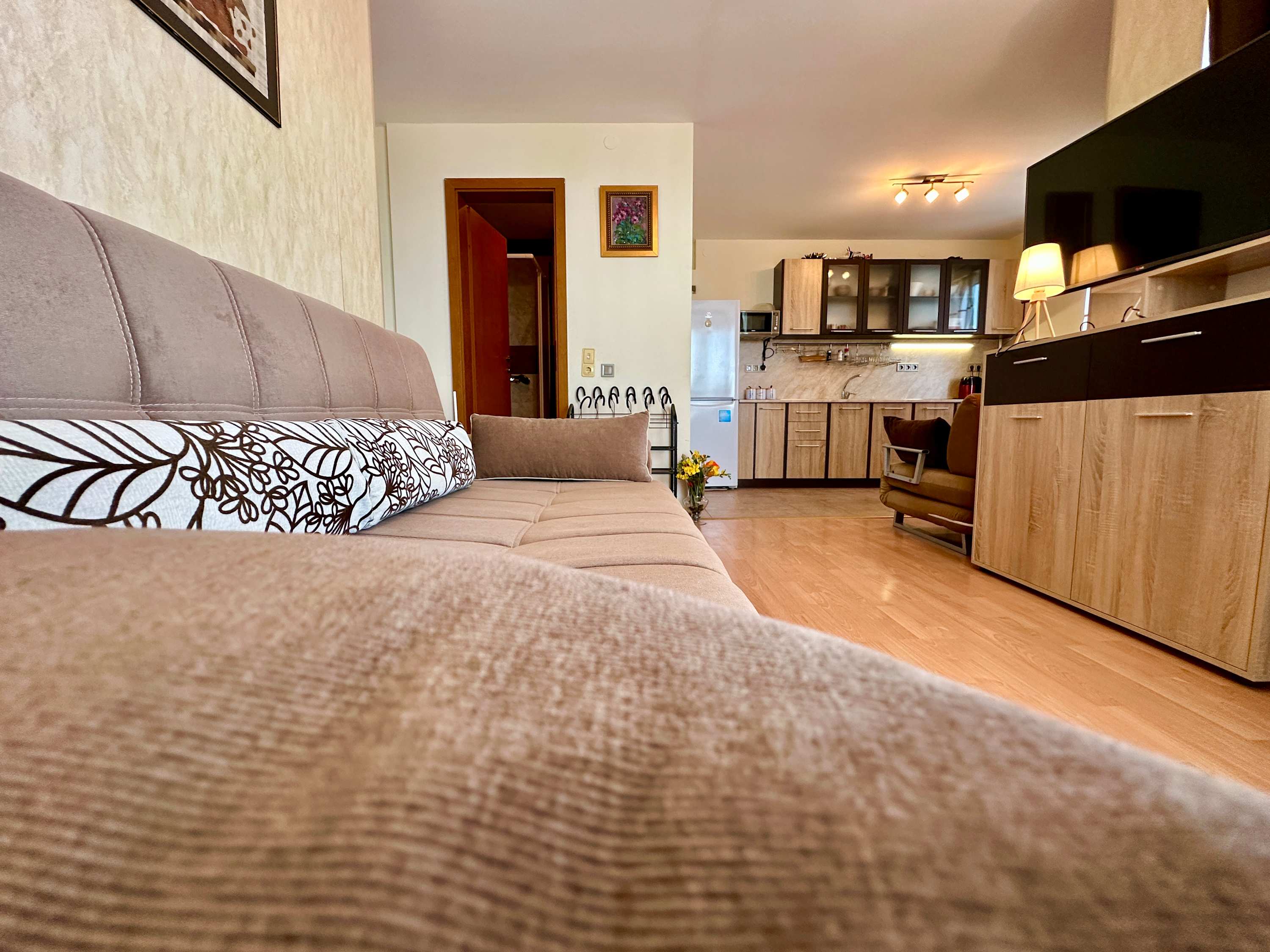 Property thumbnail 12