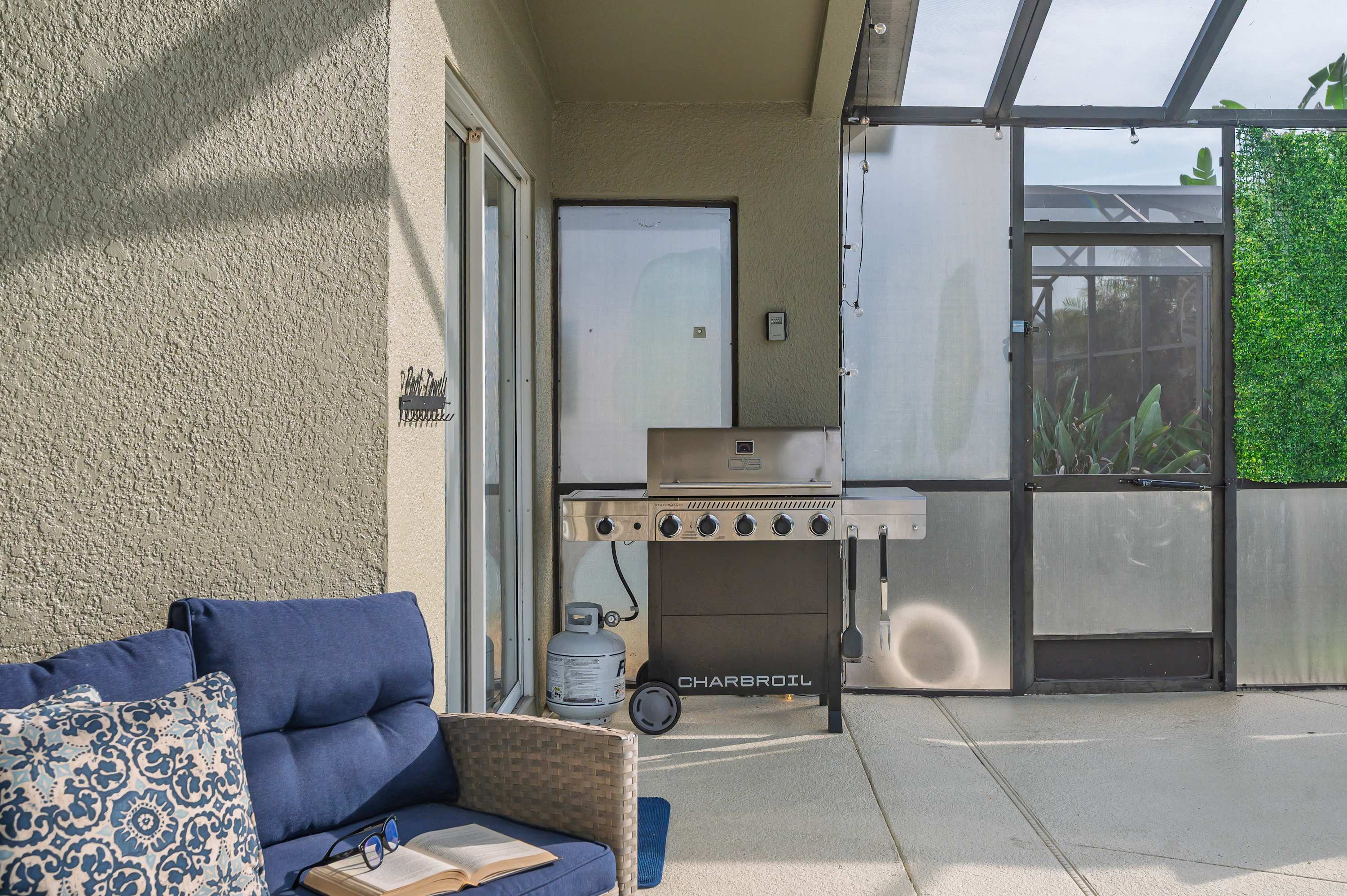 Emerald Gem home with grill, pool & Private Gym!