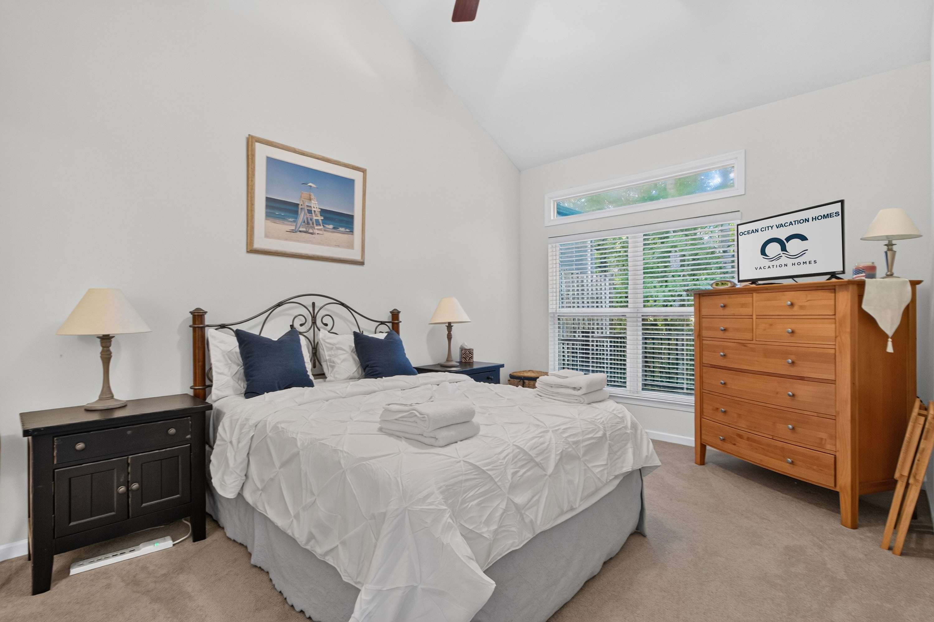 323 Yacht Club's New Chapter | Peaceful Bay greenery retreat