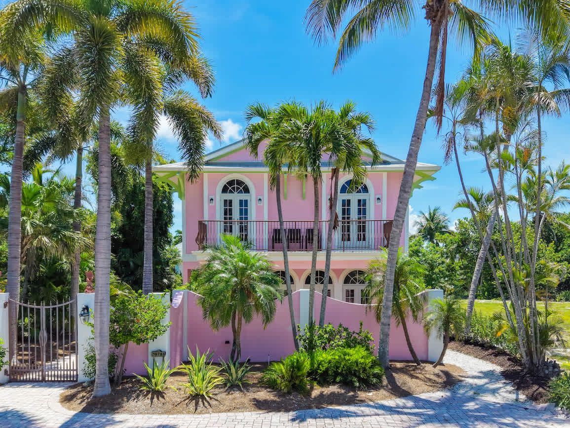 Waterfront Pink House With Private Dock & Pool! - Captiva, FL