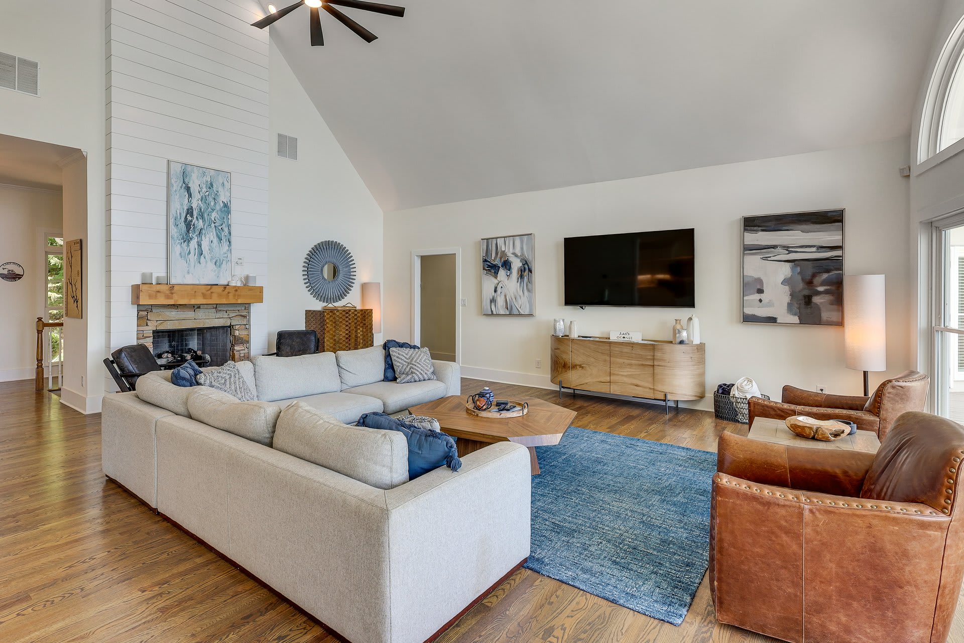 Lake Lyfe Oconee - Game Room, Dock, Firepit 3