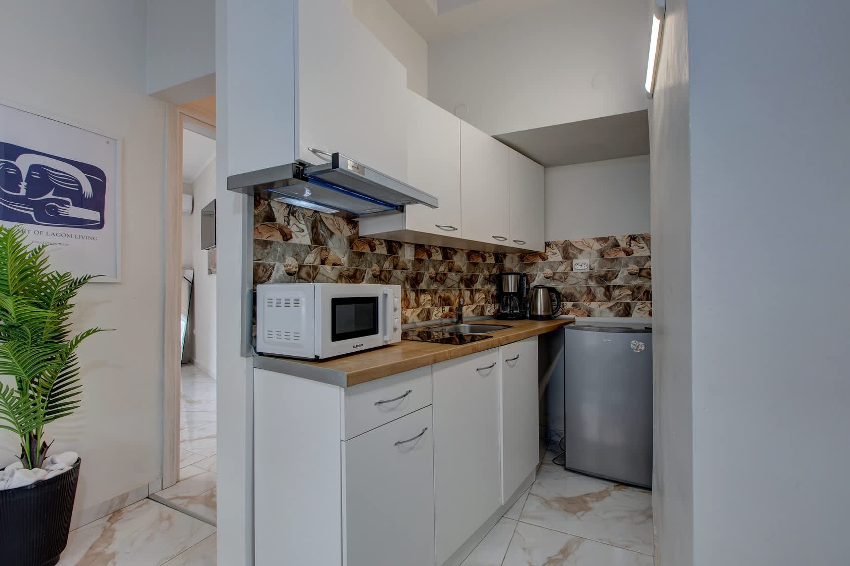 Bright New 1 Bd Apt with Balcony in Thessaloniki in Thessaloniki — photo 3