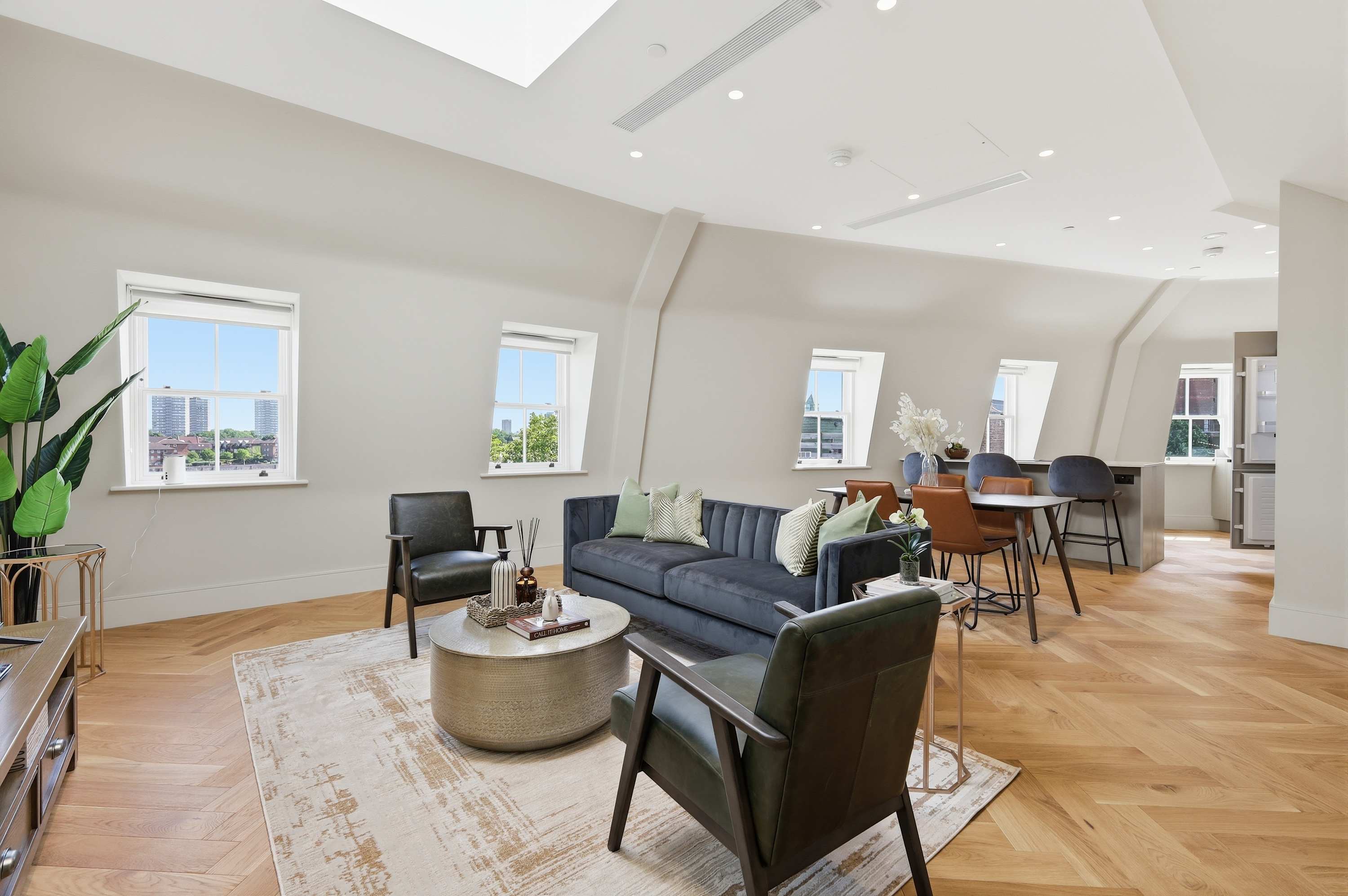 Penthouse | Cheyne Mulberry l Luxury Chelsea Retreat with Thames View