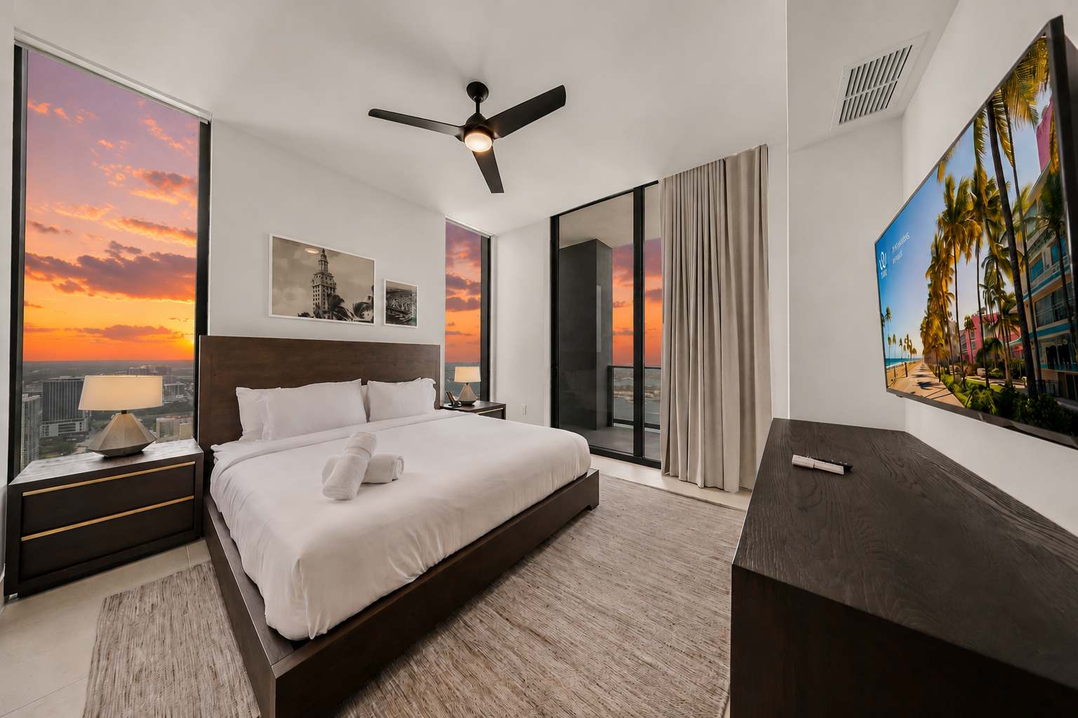 Spacious 3BR | Pool & Gym | Near Fan Fest 2026