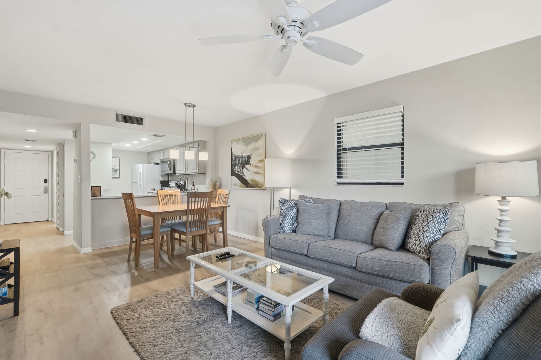 H 245 Second Floor with Lake View Sleeps 6 | Photo 12