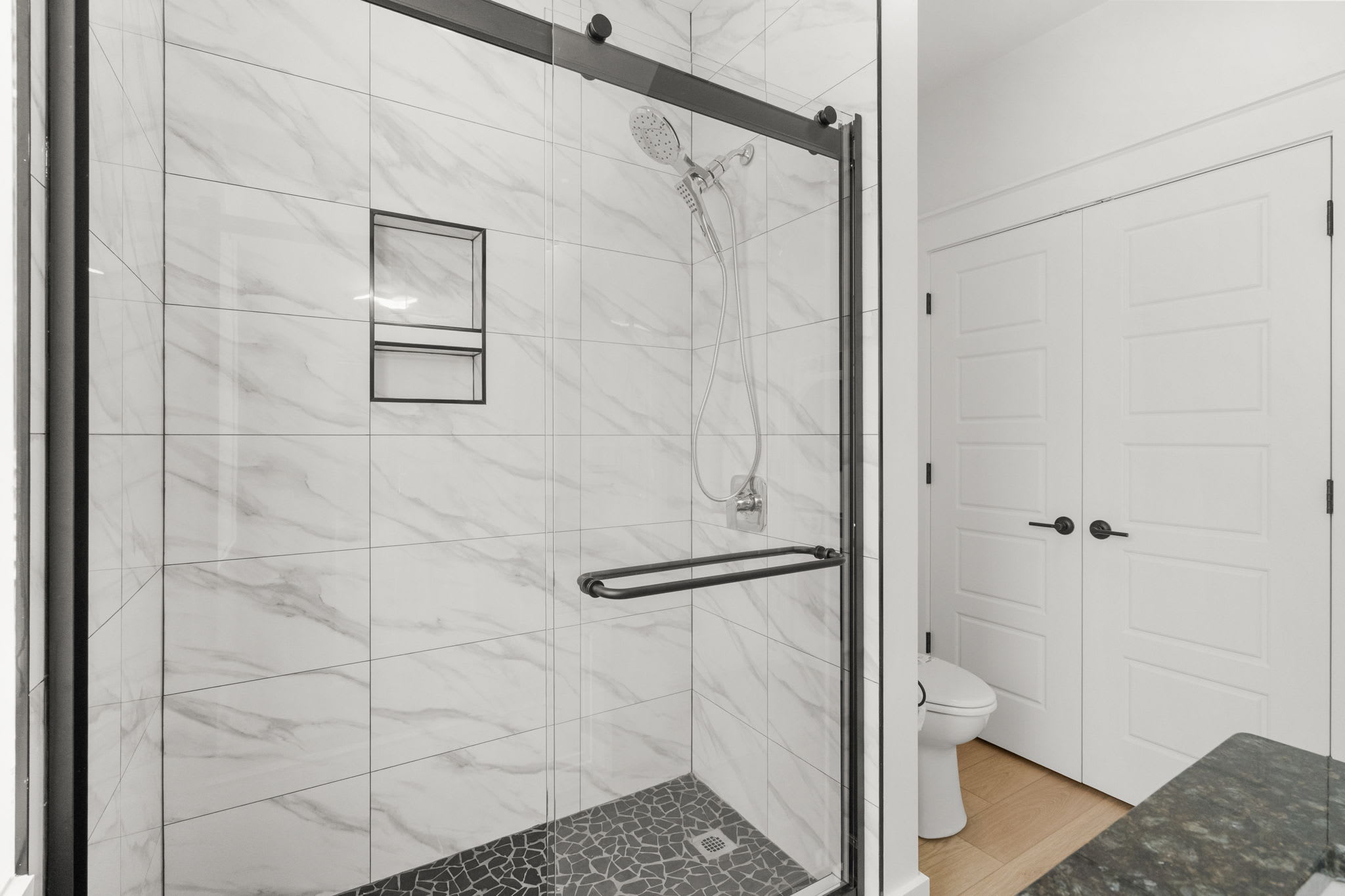 Black Pearl Estate Entire Property | Photo 20