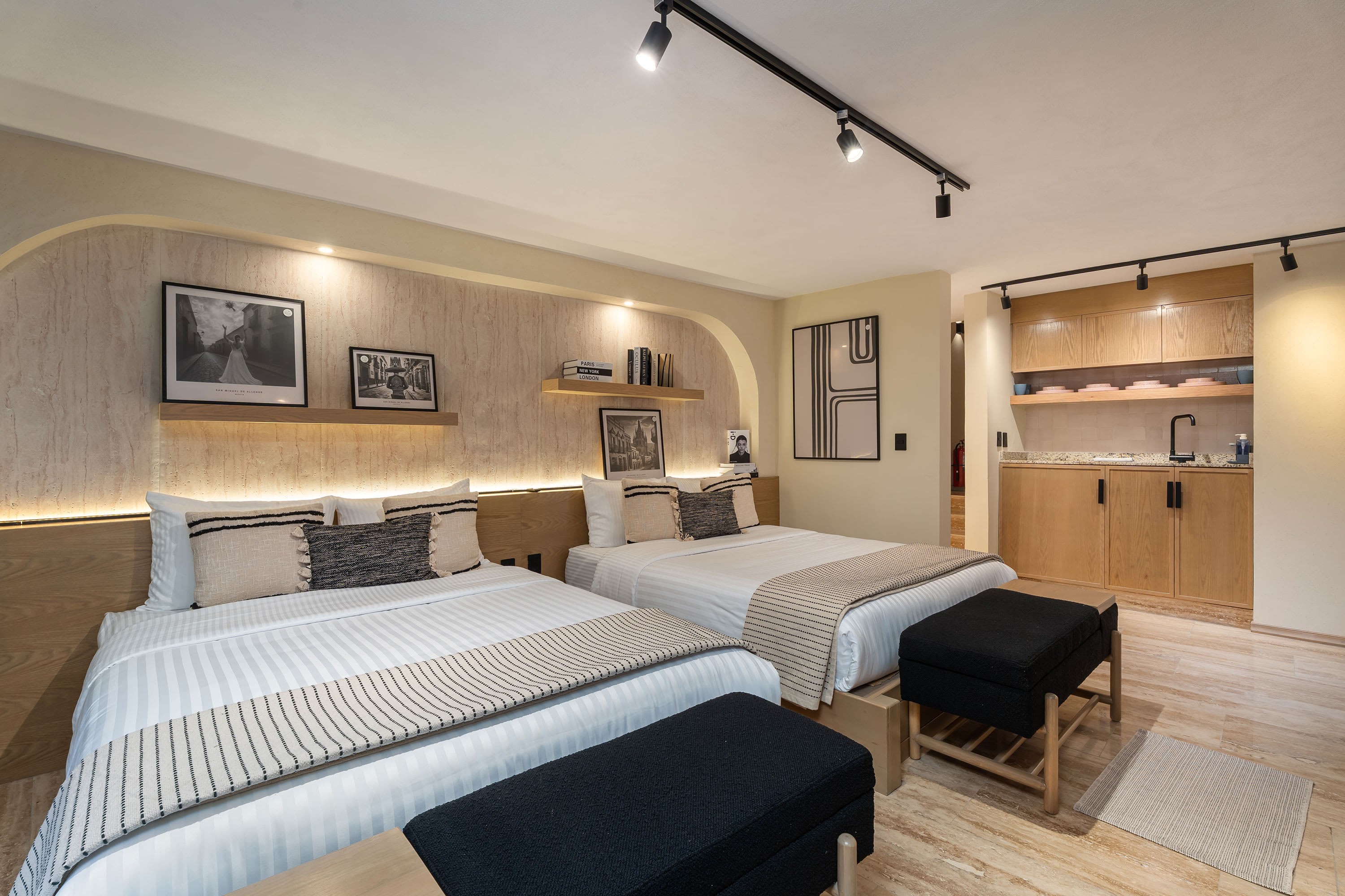 Loft 1905, Modern 2BR Smart Loft in Centro