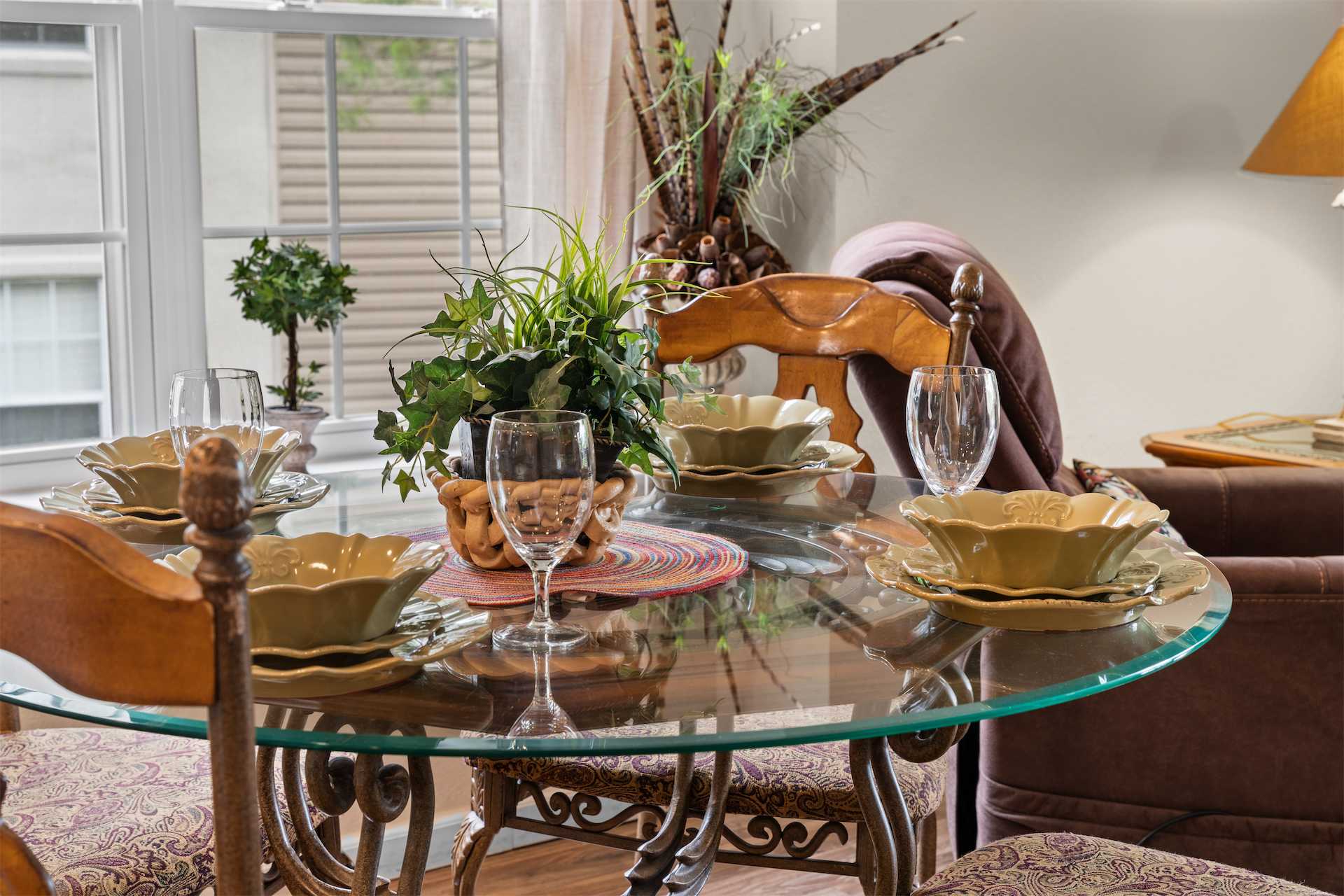 Make mealtime memories together in the elegant dining area​