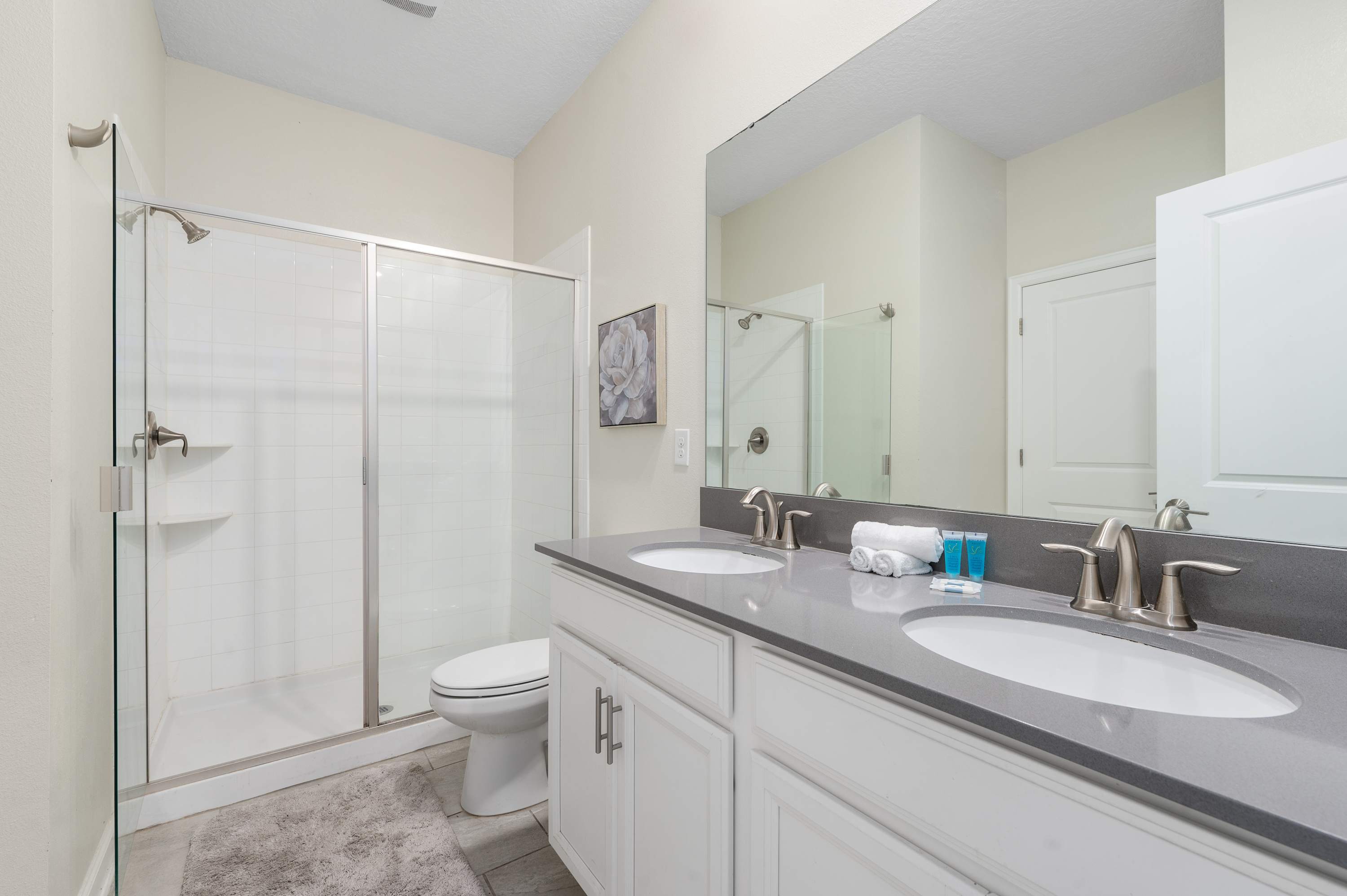 Large 7BR getaway near Disney w/ pool