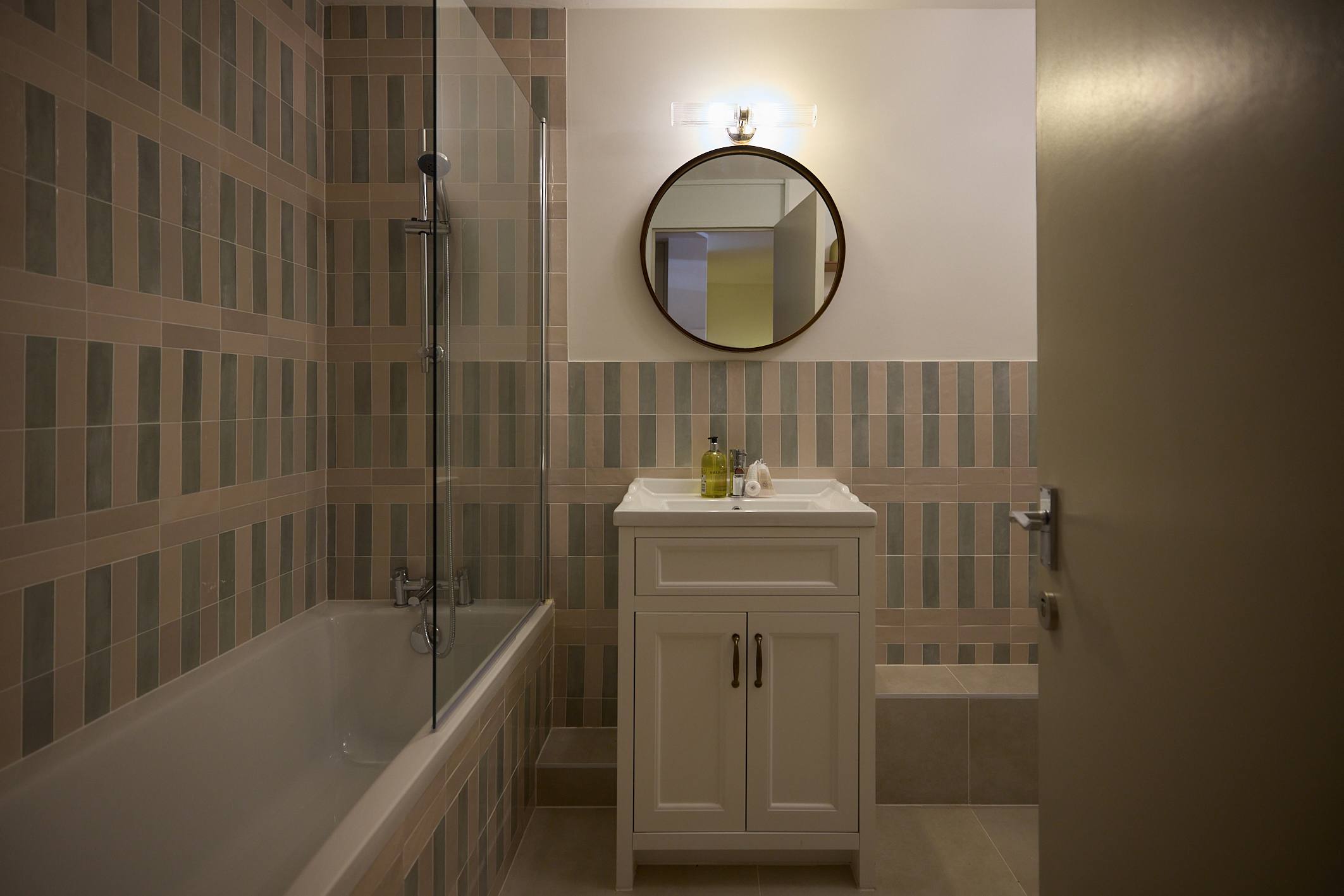 The Westbourne Side Story in 13 Shottsford, 100 Talbot Road W2 5LG - Property image 28 - VivreStays