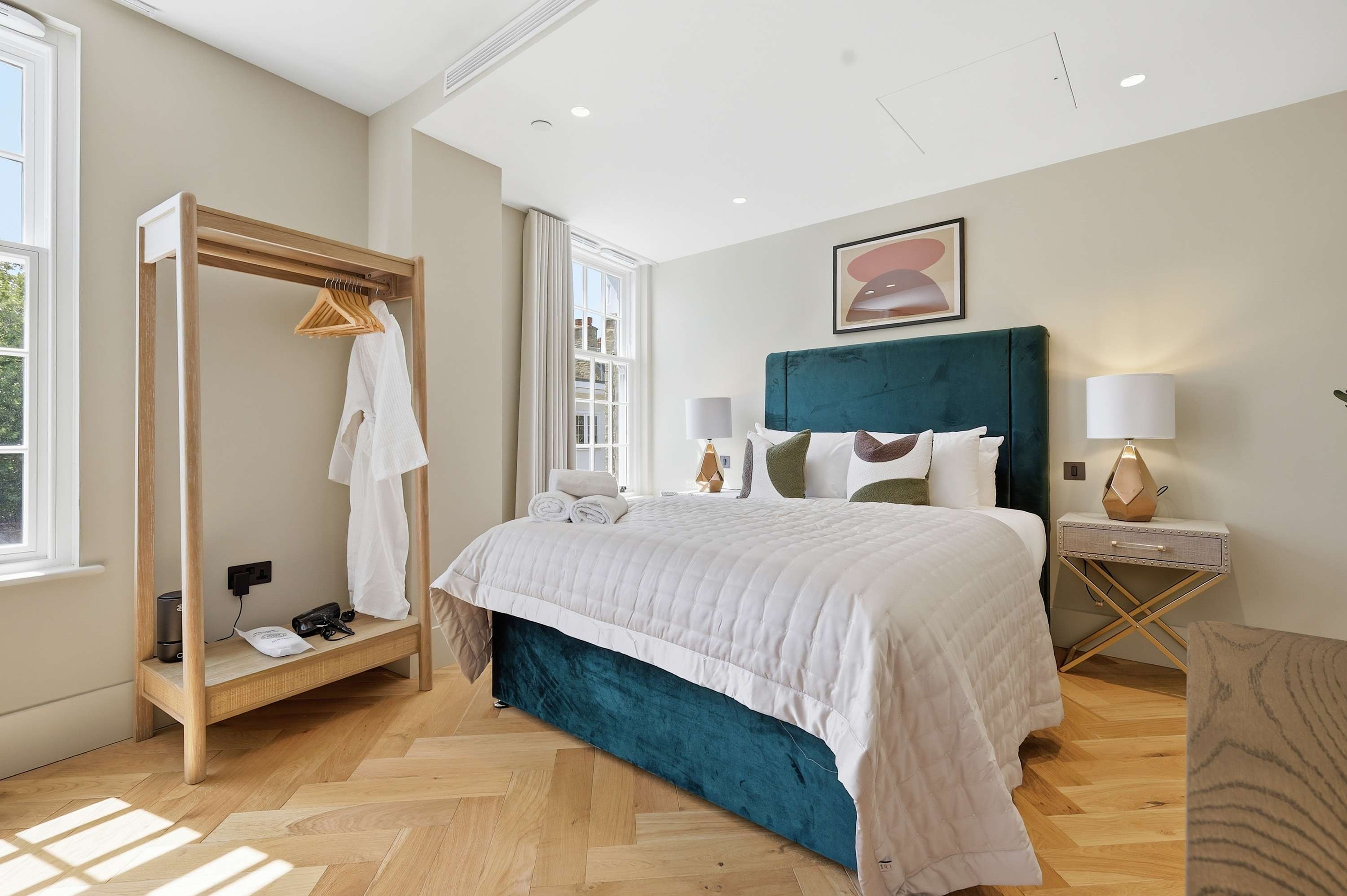 Cheyne Arbor l A Luxury Chelsea Retreat