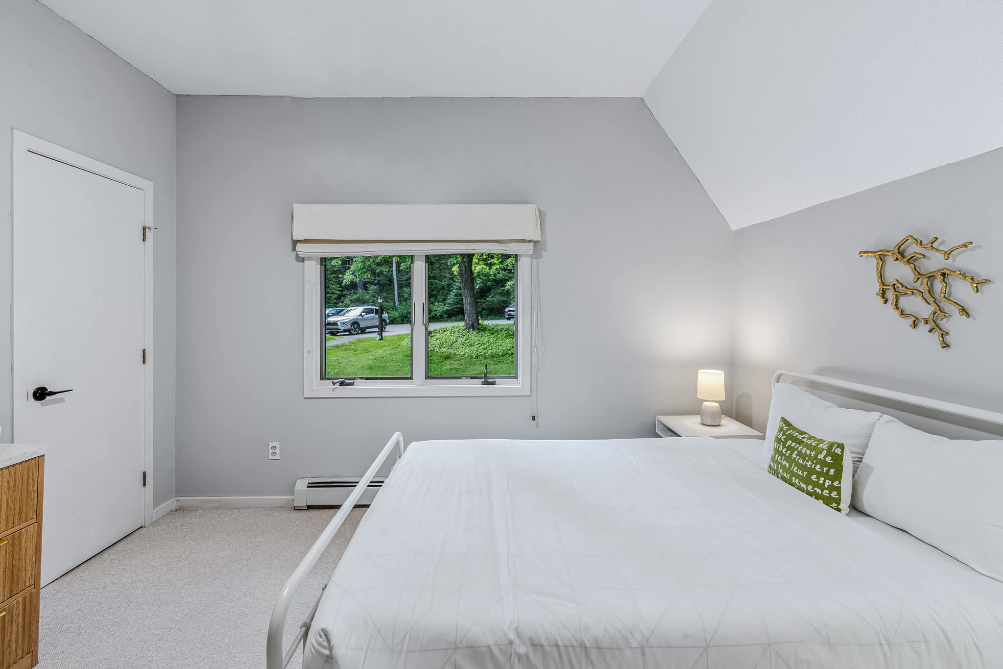 Mountain Views, Walk to Ski Hill - Kingswood 1A