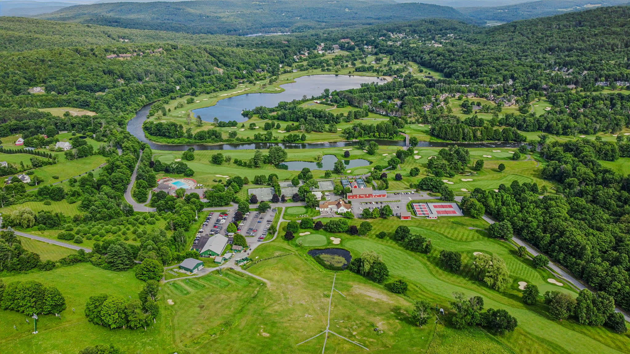 Mountain Views, Walk to Ski Hill - Kingswood 1A