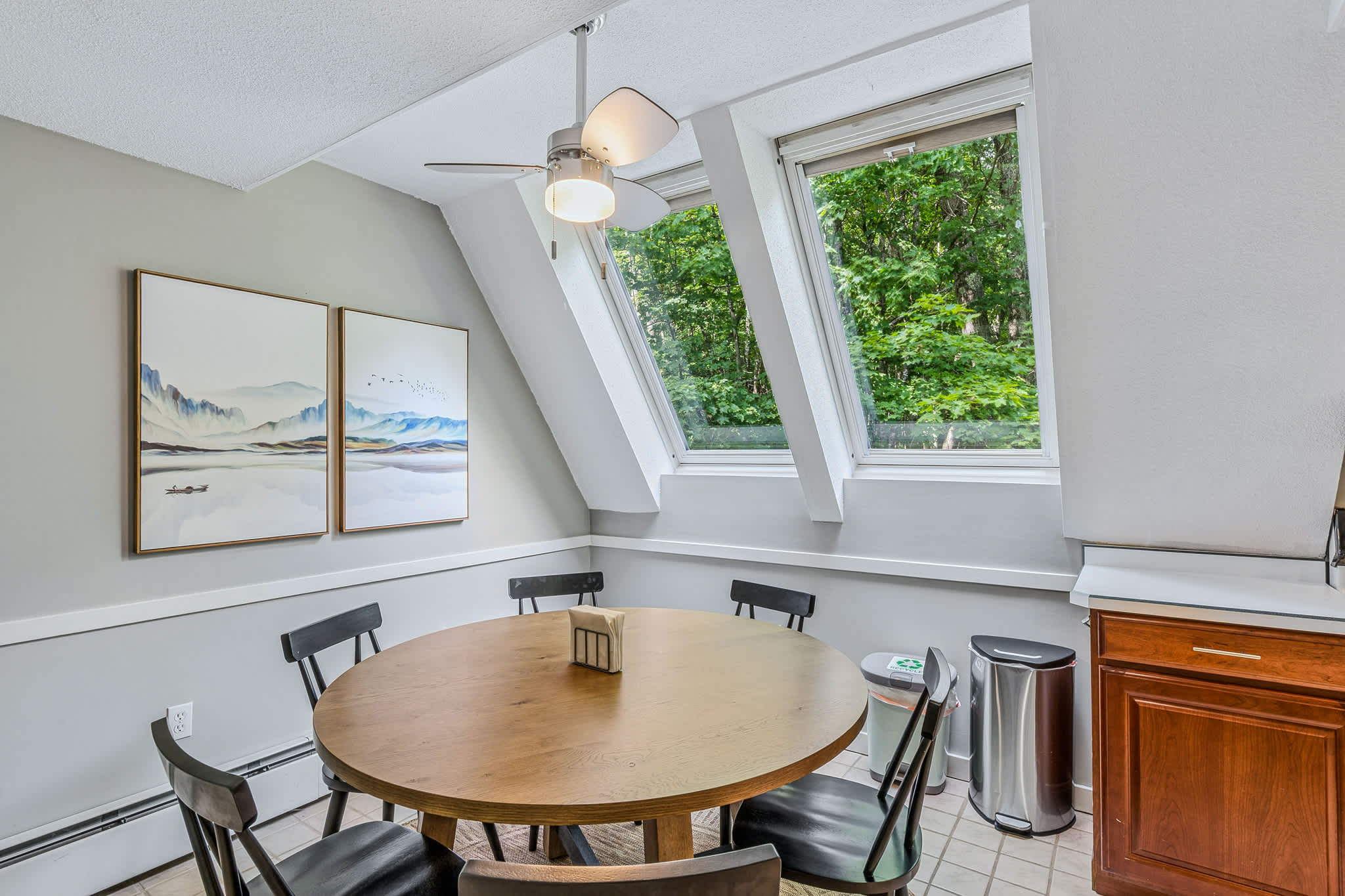 Mountain Views, Walk to Ski Hill - Kingswood 1A