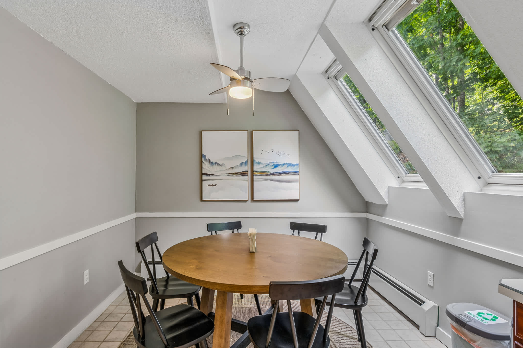Mountain Views, Walk to Ski Hill - Kingswood 1A