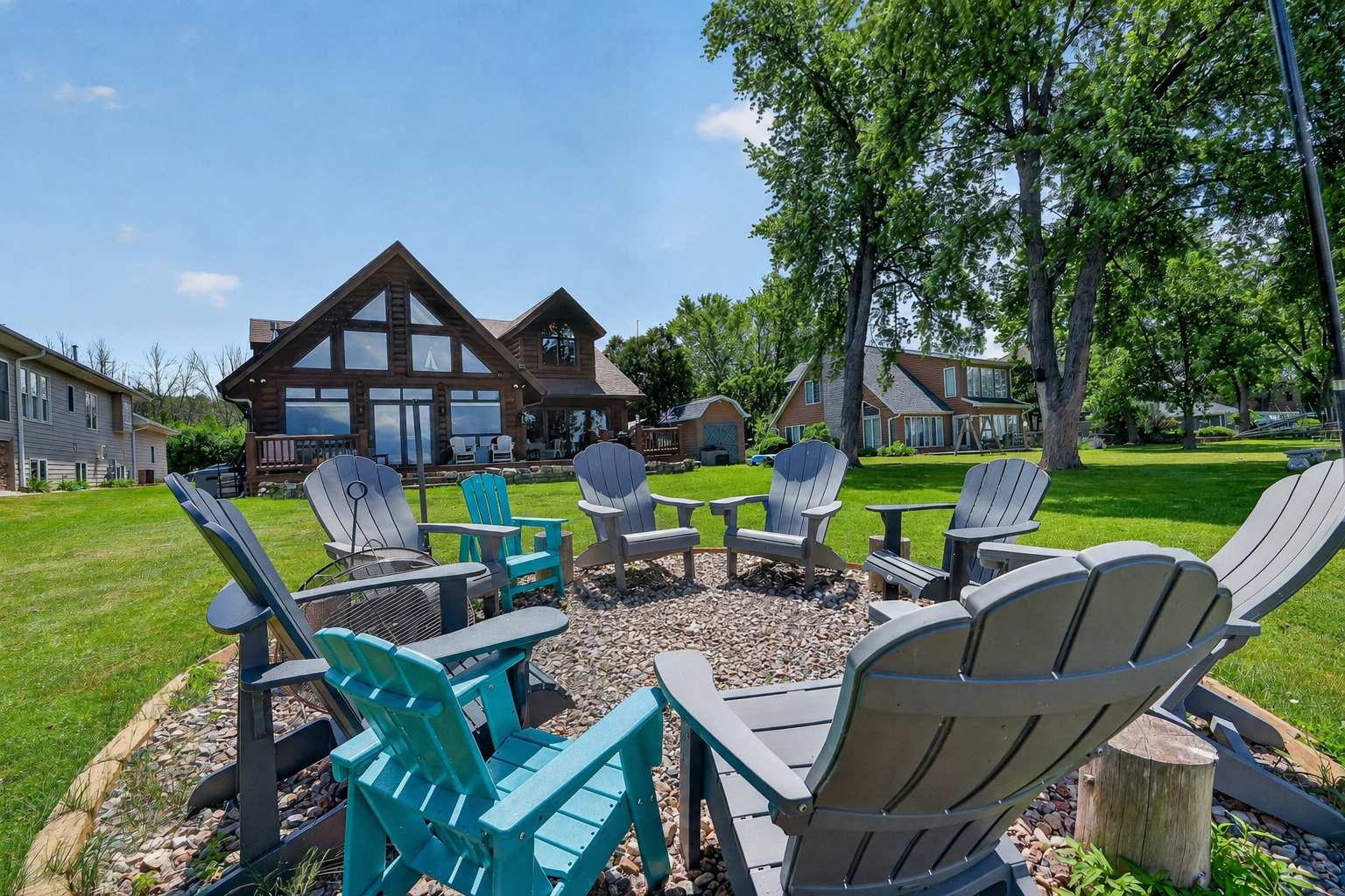 Breezy Bay Lodge