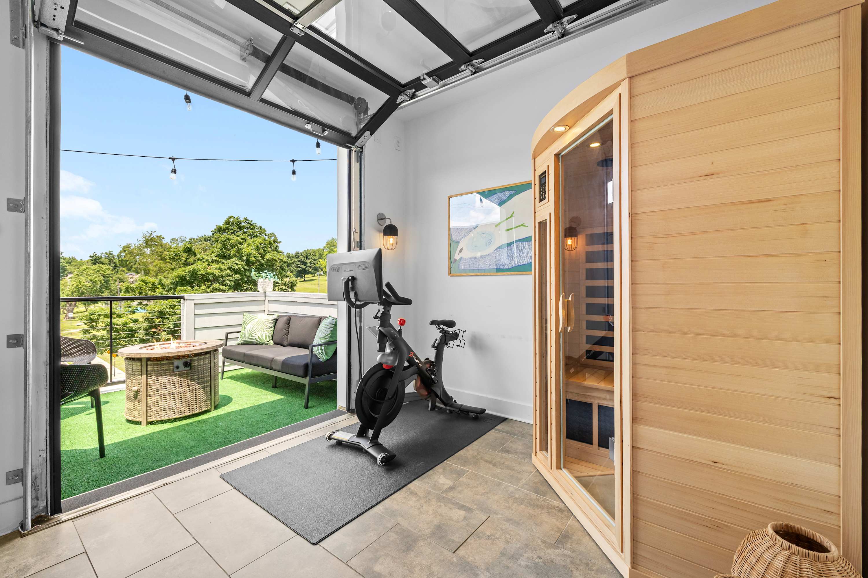Sleeps 24 | Sauna, Peloton, Balcony + Fire pit — Nashville, TN — vacation rental