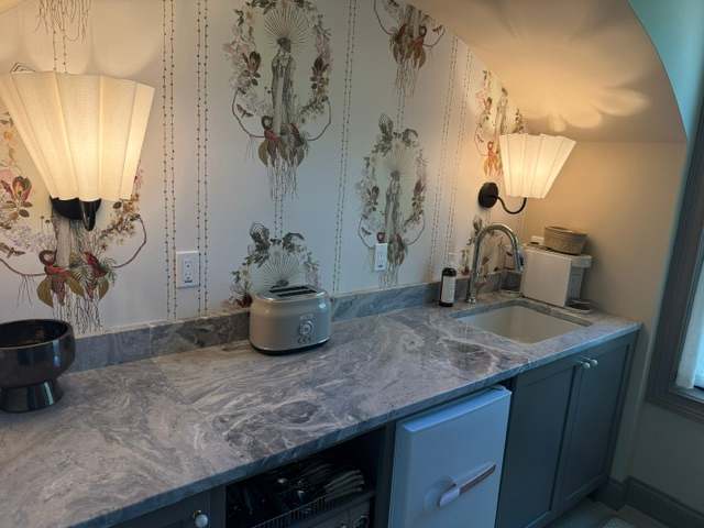 Woodsage - Upscale 2 Bedroom Villa at Petite Acres