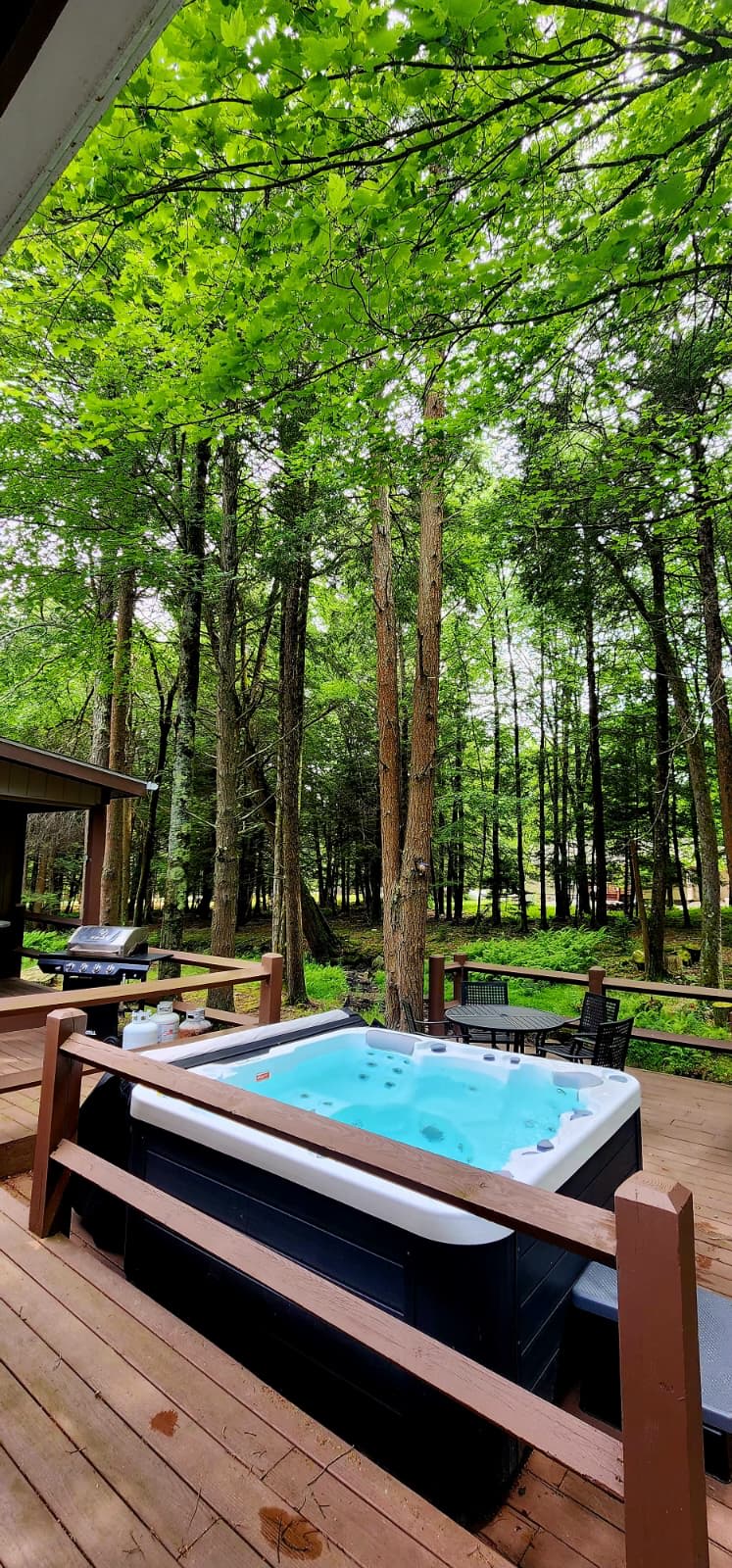 Riverside Escape | FirePit | Patio | Hot Tub