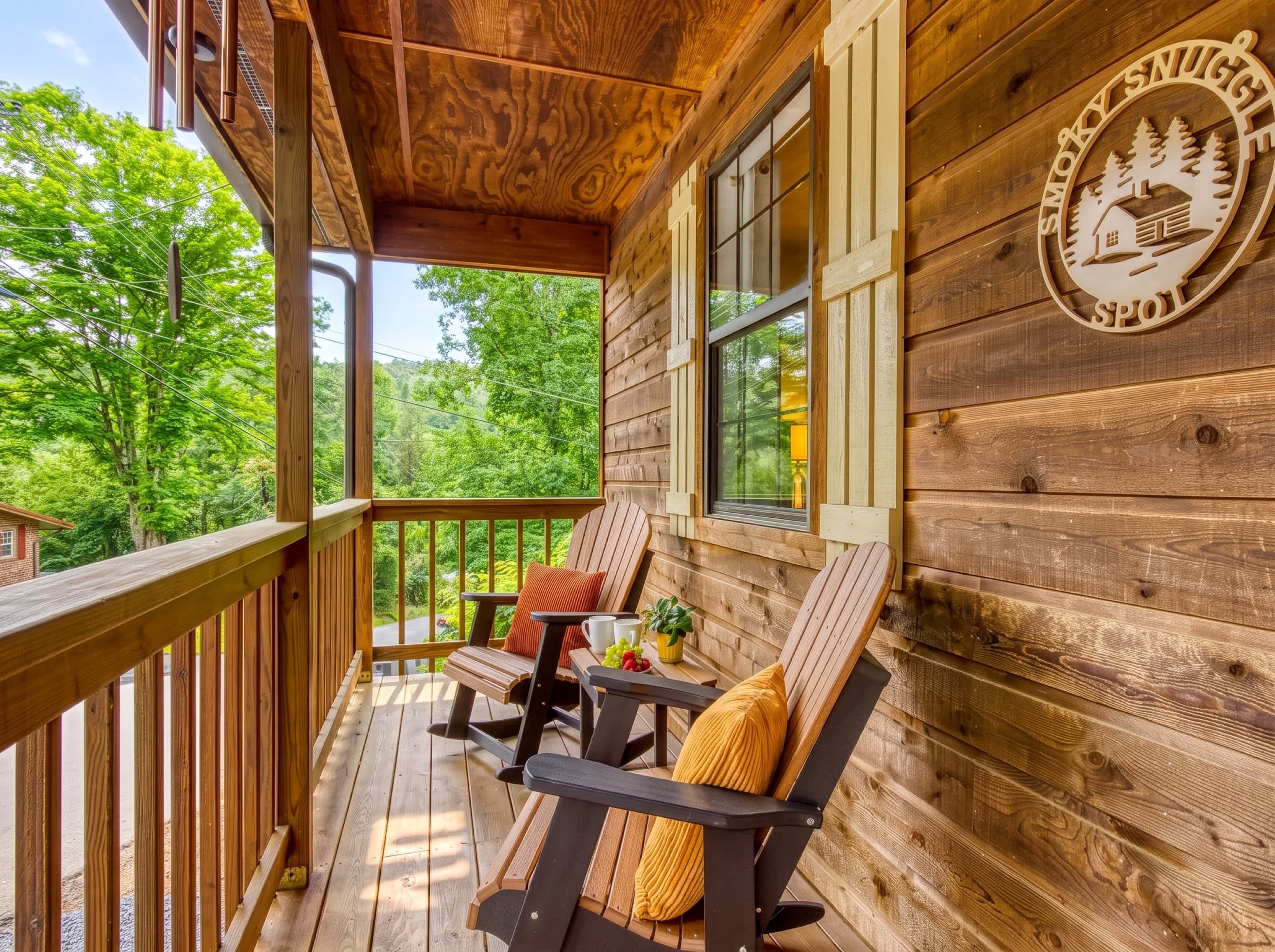Cozy Cabin, Close to Dollywood & Dog Friendly!