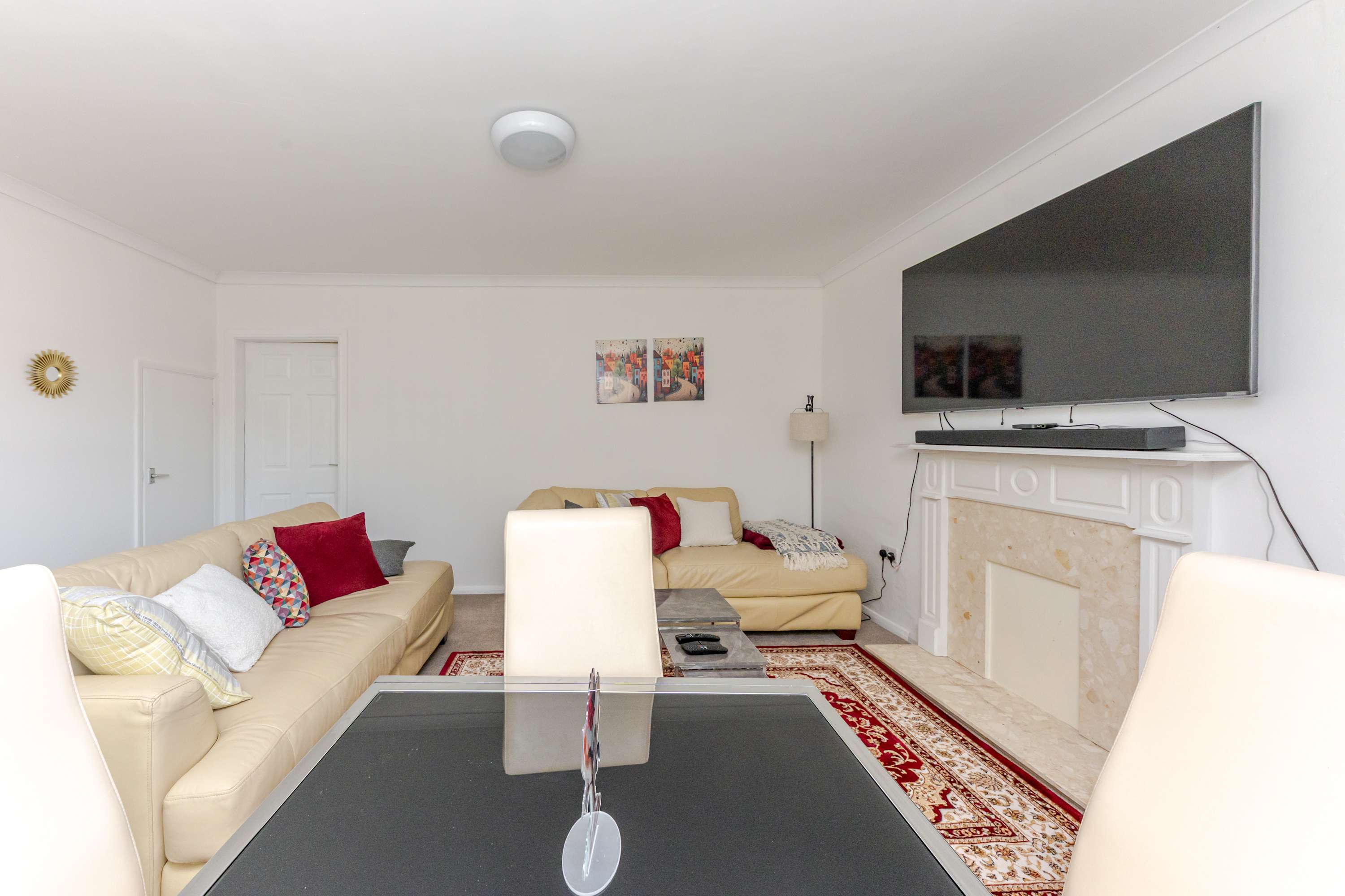 Westhill House in Westhill Road 4 DN34 4SF - Property image 19 - VivreStays