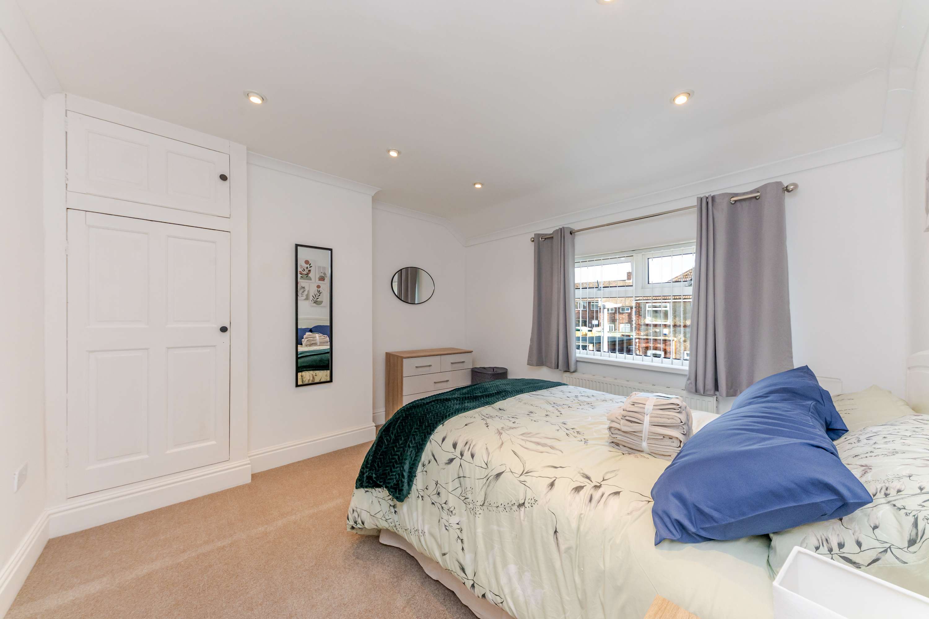 Westhill House in Westhill Road 4 DN34 4SF - Property image 32 - VivreStays