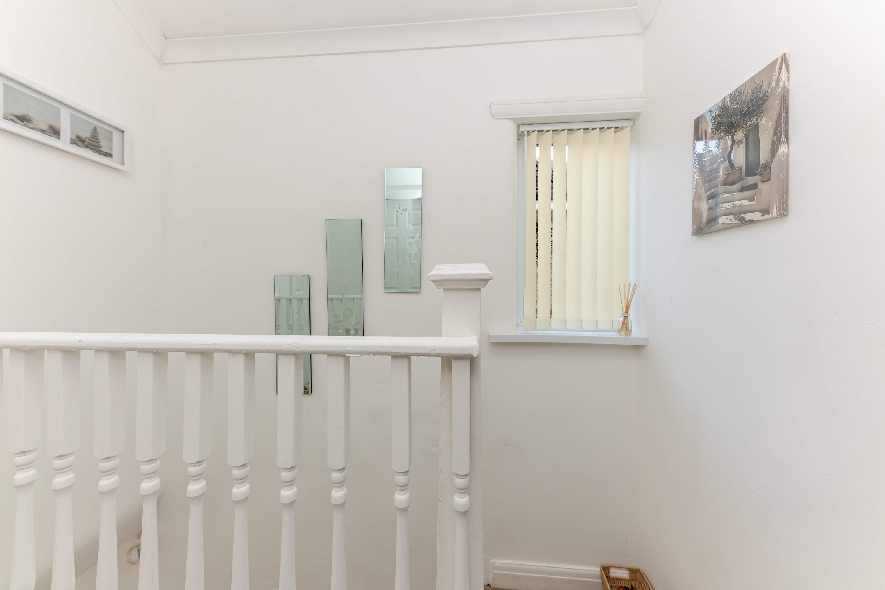 Westhill House in Westhill Road 4 DN34 4SF - Property image 33 - VivreStays