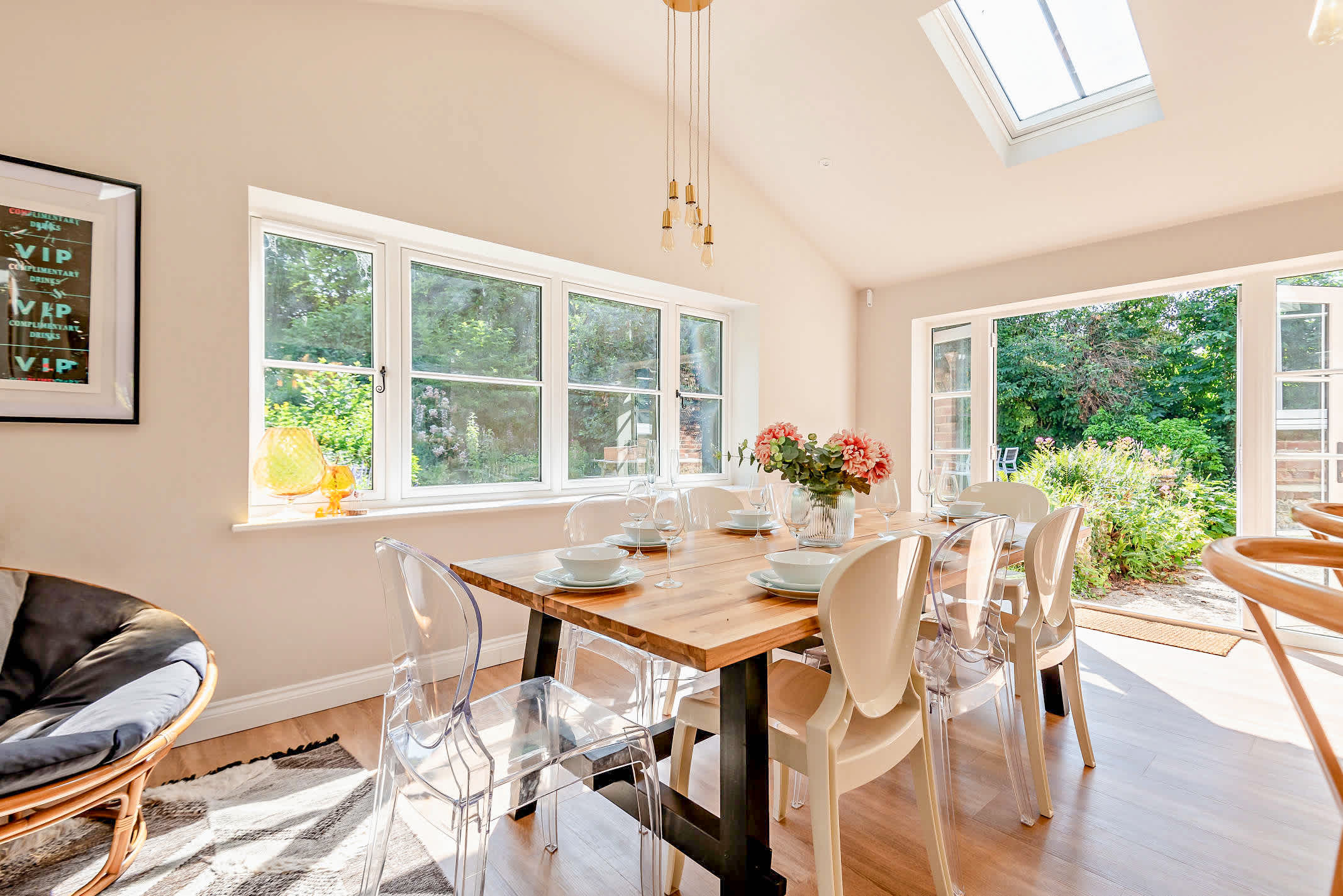 Pear Tree Cottage Village Thatched Home & Hot Tub in Saint Leonards View SP6 3PZ - Property image 6 - VivreStays