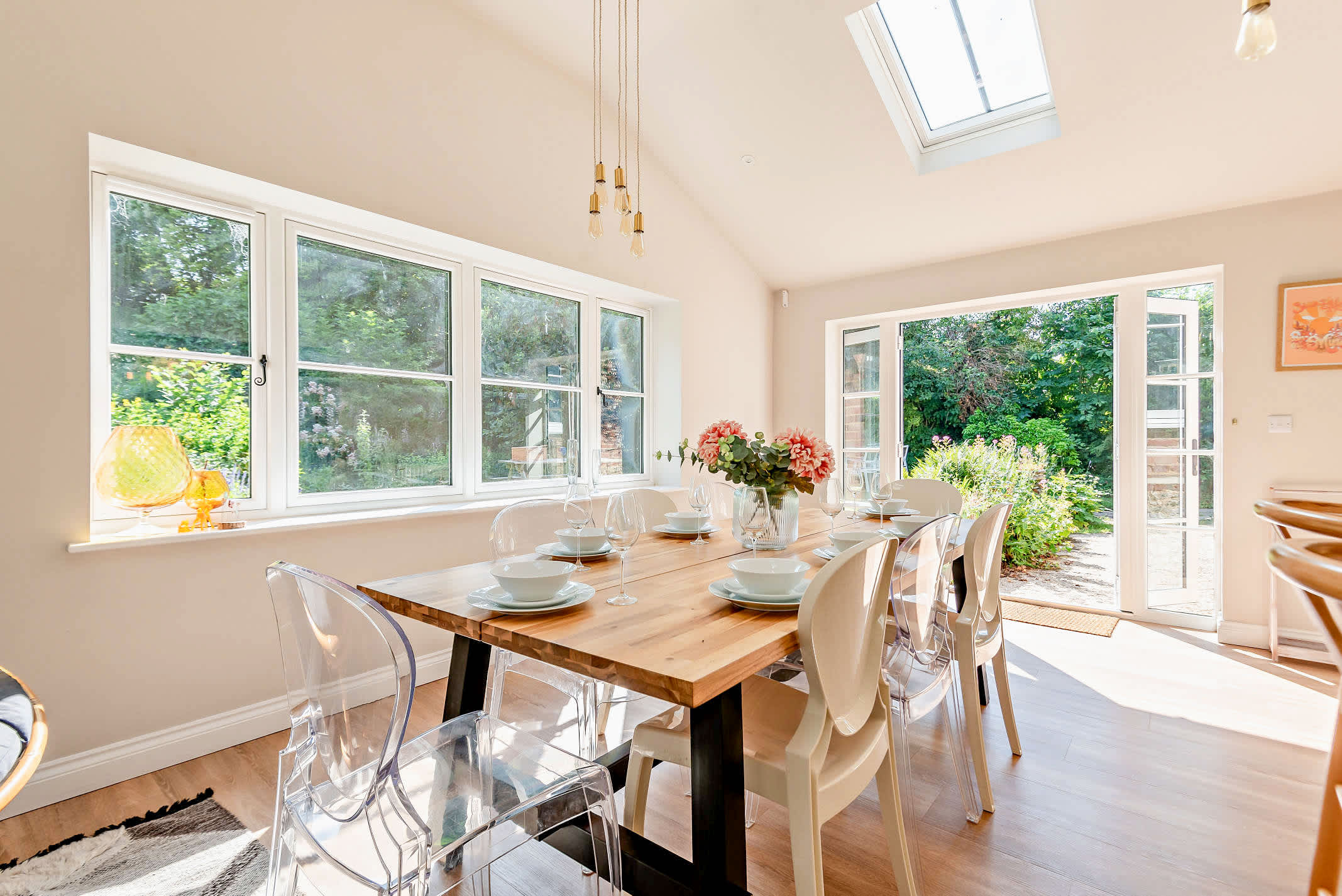 Pear Tree Cottage Village Thatched Home & Hot Tub in Saint Leonards View SP6 3PZ - Property image 16 - VivreStays