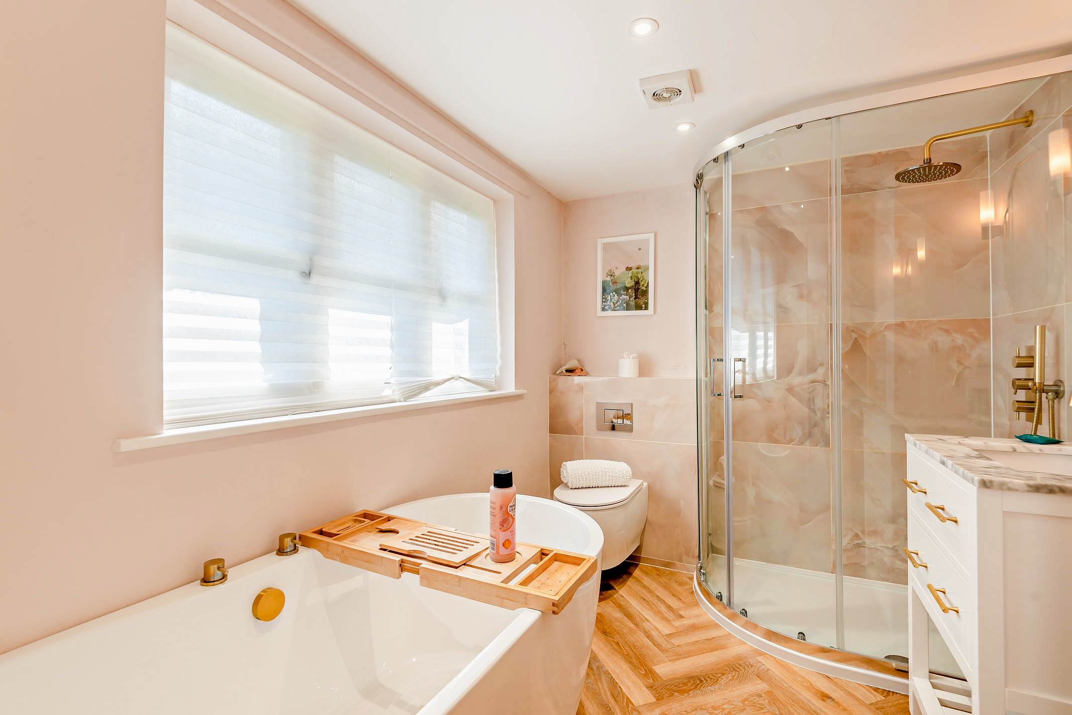Pear Tree Cottage Village Thatched Home & Hot Tub in Saint Leonards View SP6 3PZ - Property image 24 - VivreStays