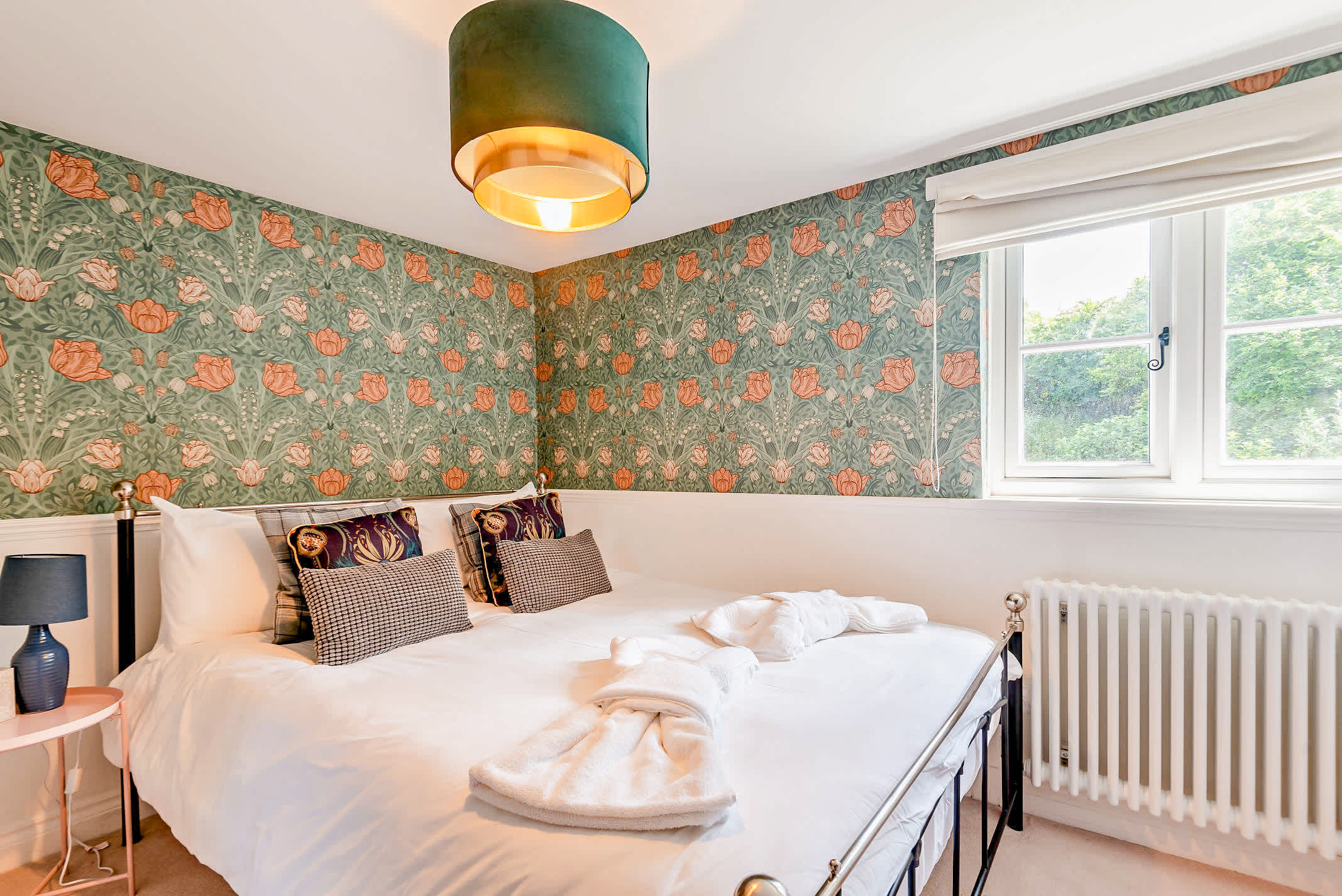 Pear Tree Cottage Village Thatched Home & Hot Tub in Saint Leonards View SP6 3PZ - Property image 30 - VivreStays