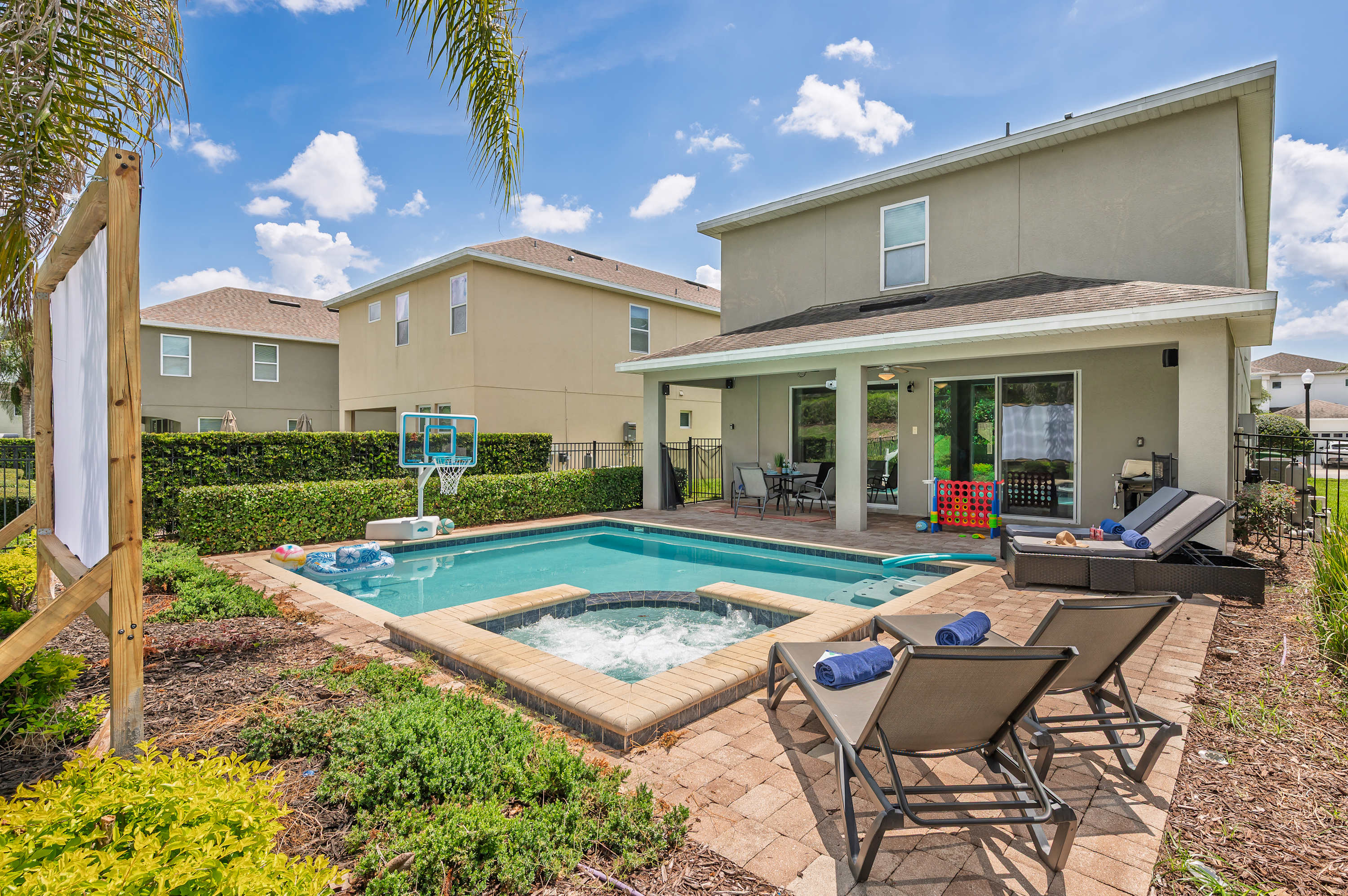 Disney Getaway, Heated Pool & Outdoor Cinema
